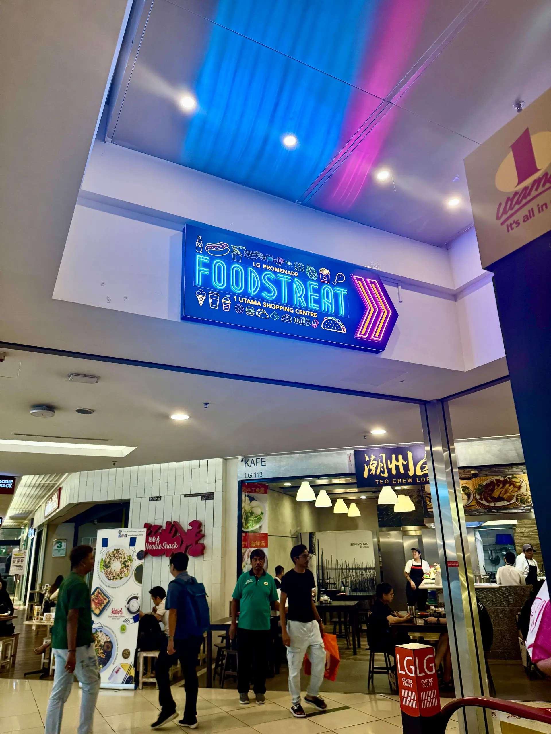 One Utama Shopping Centre - Shopping & Market in Petaling Jaya
