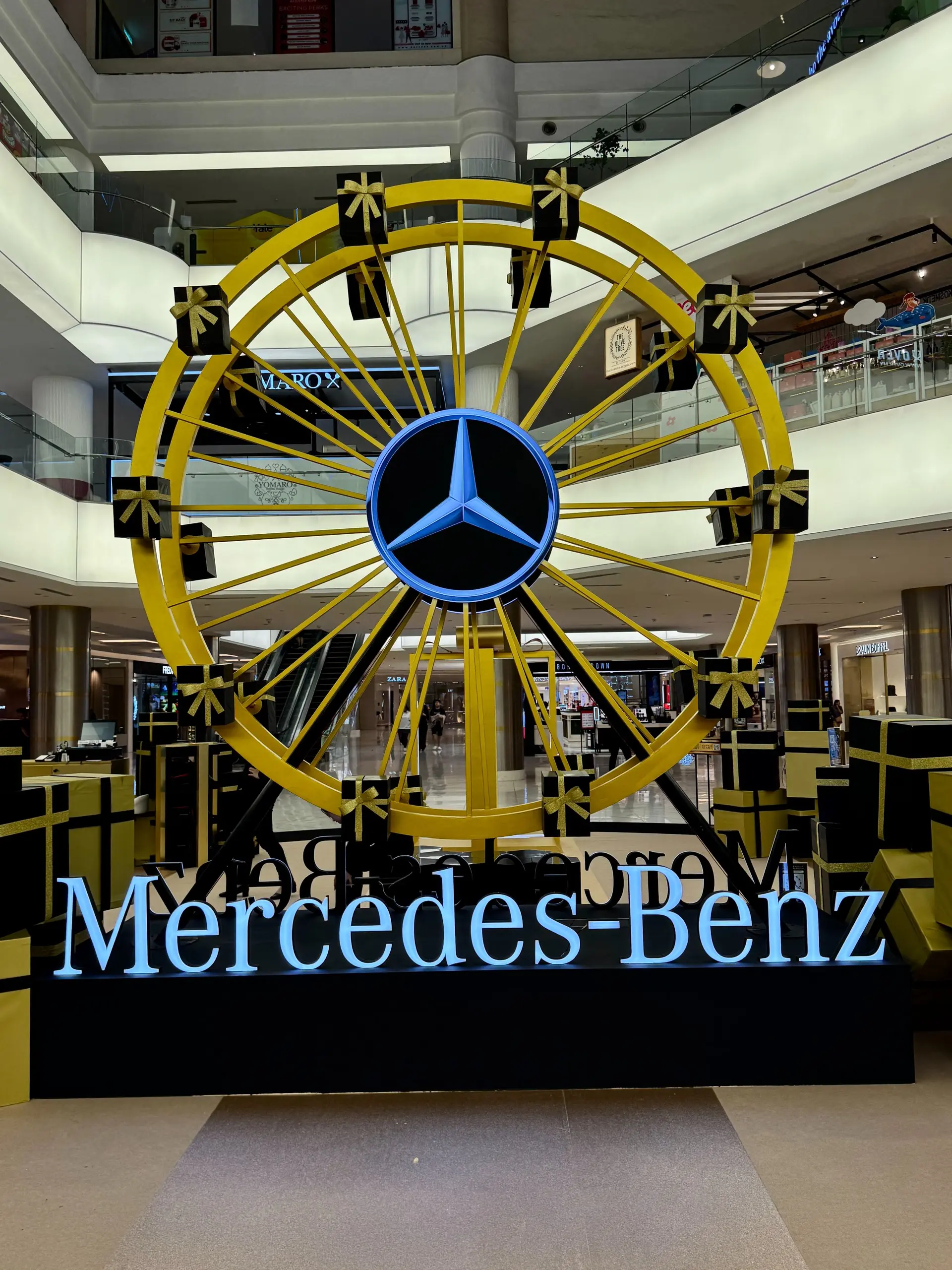 One Utama Shopping Centre - Shopping & Market in Petaling Jaya