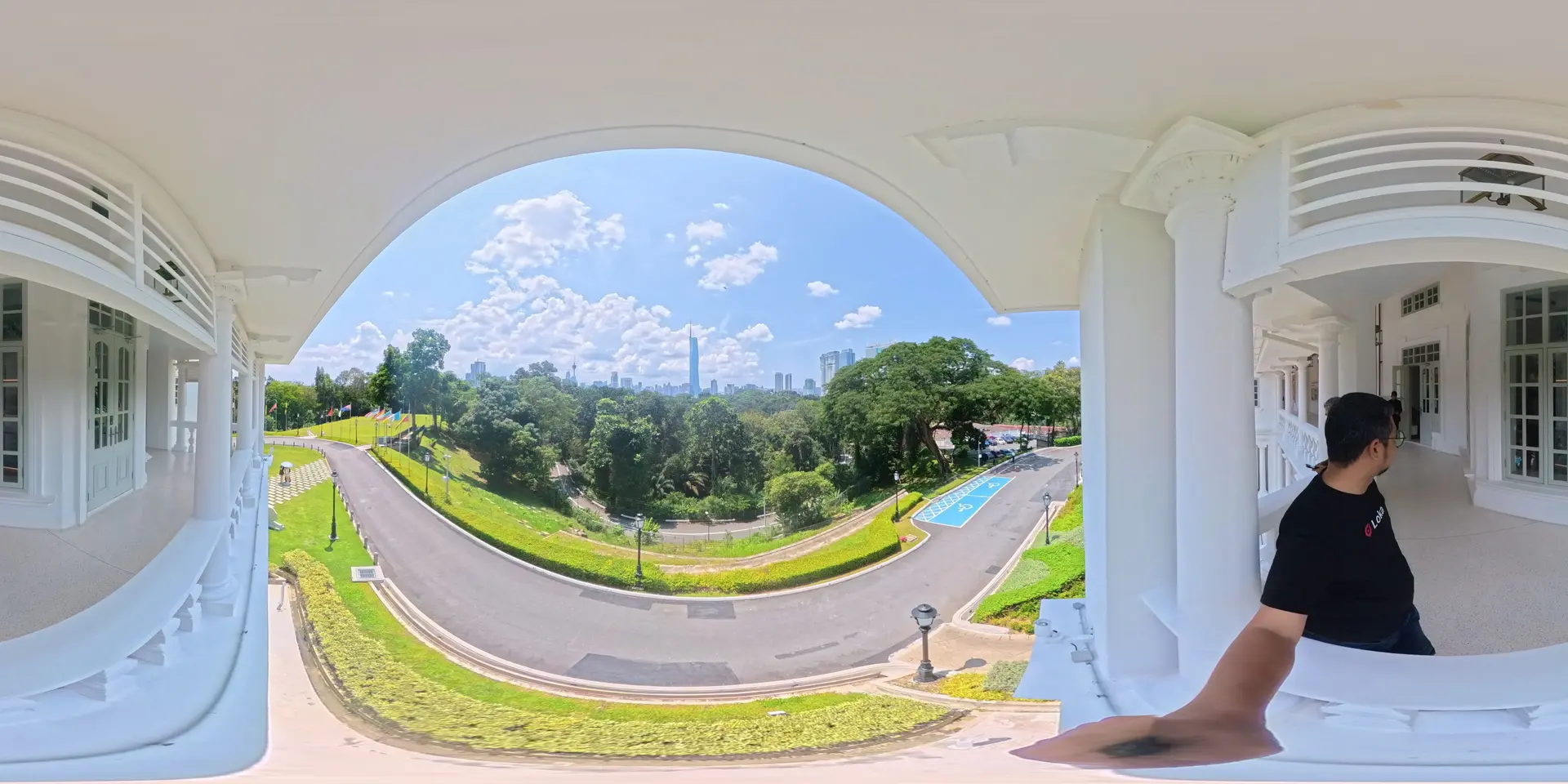 2nd floor balcony