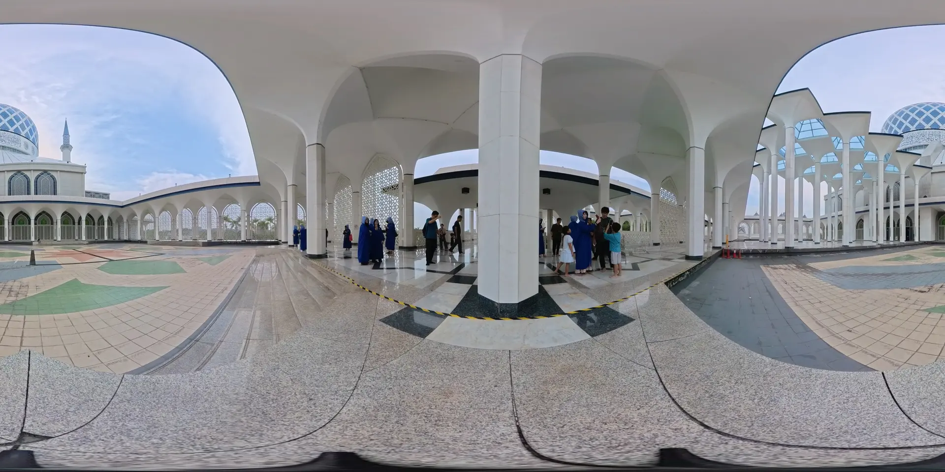 Mosque Courtyard & Ablution Area