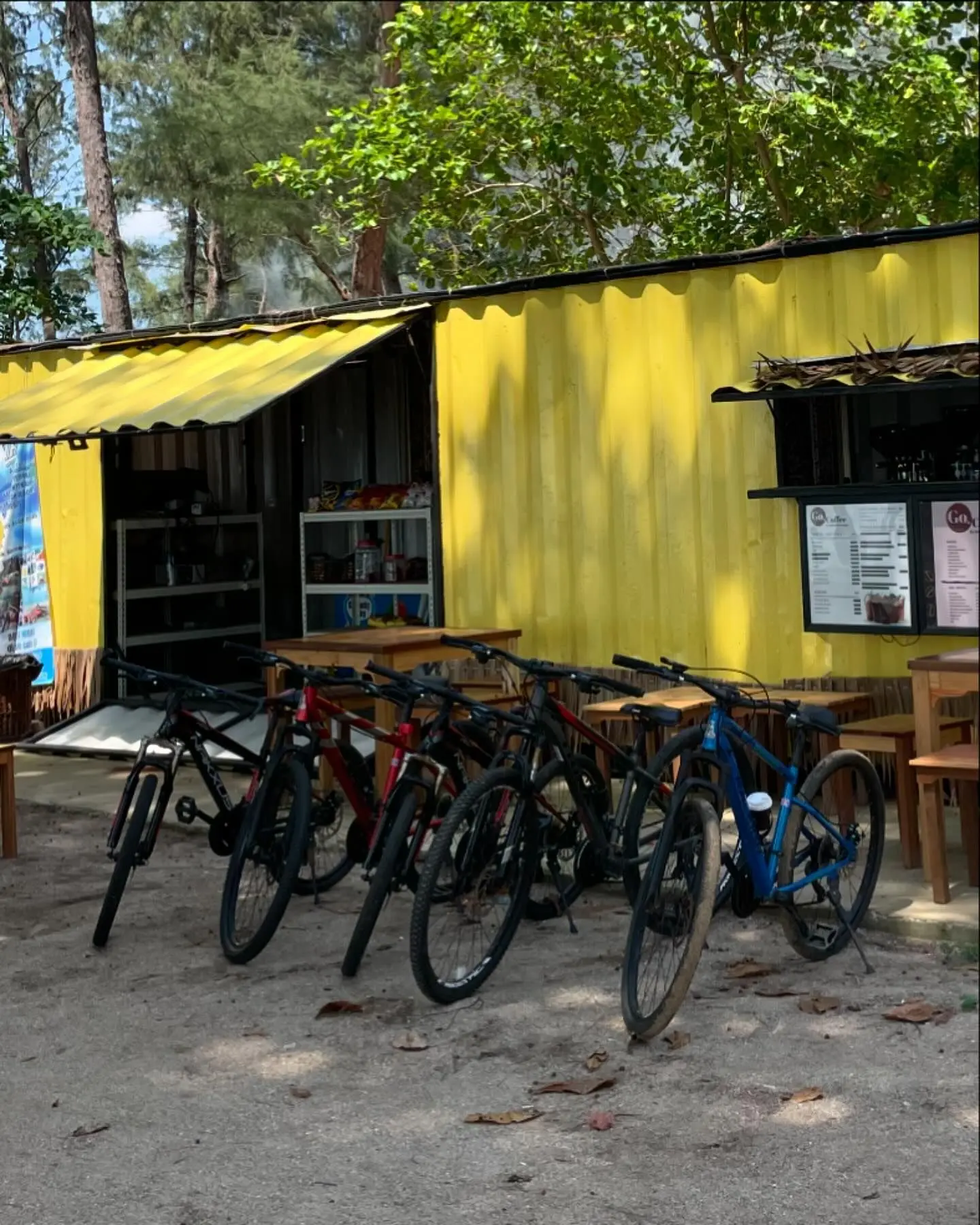 Aliyya Beachfront Campite - Campsite in Pengerang
