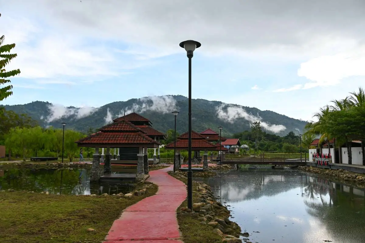 Ayer Hangat Village - Nature in Langkawi
