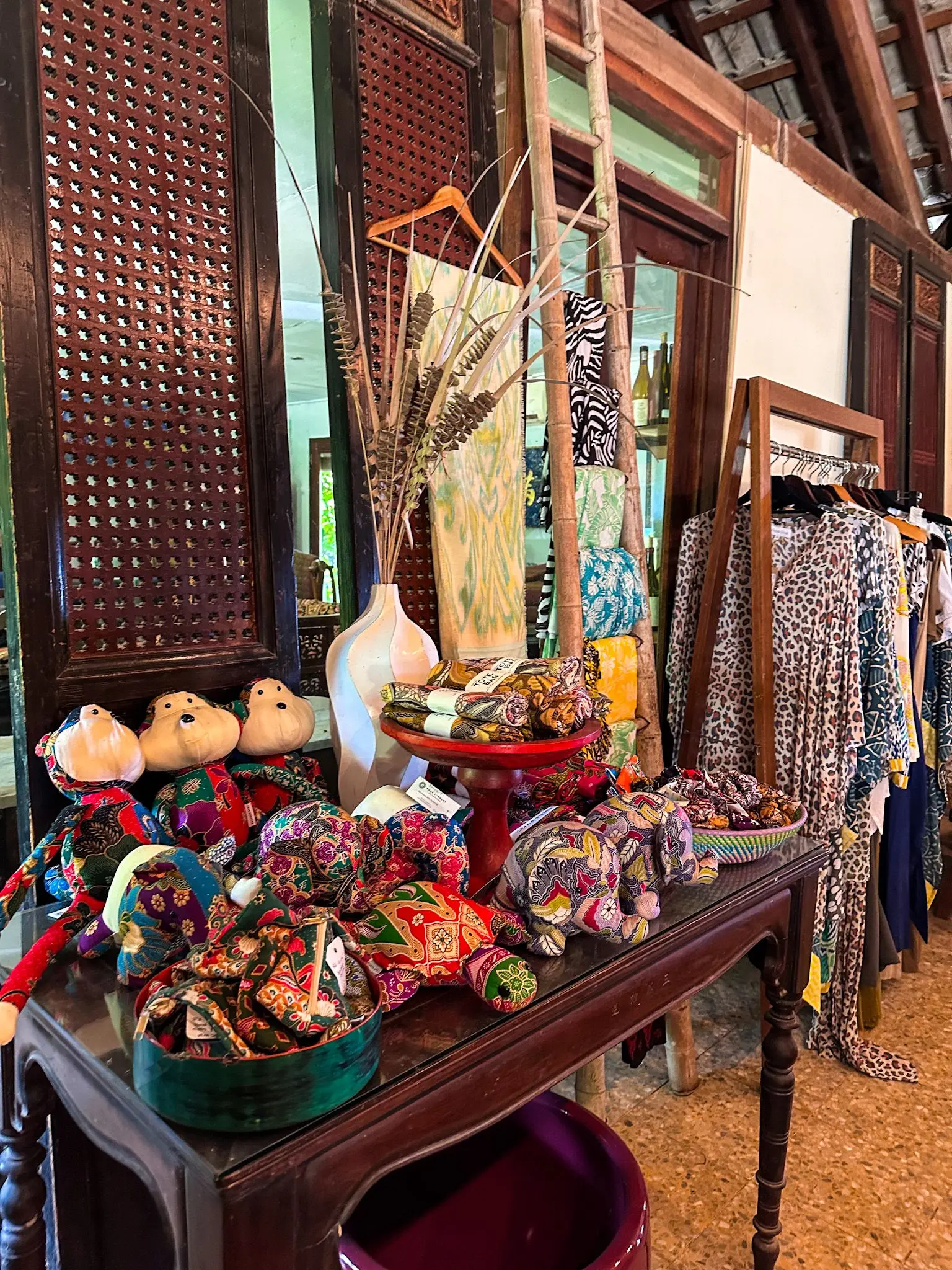 Bon Ton Antique Wooden Villas - Boutique Stay in Langkawi