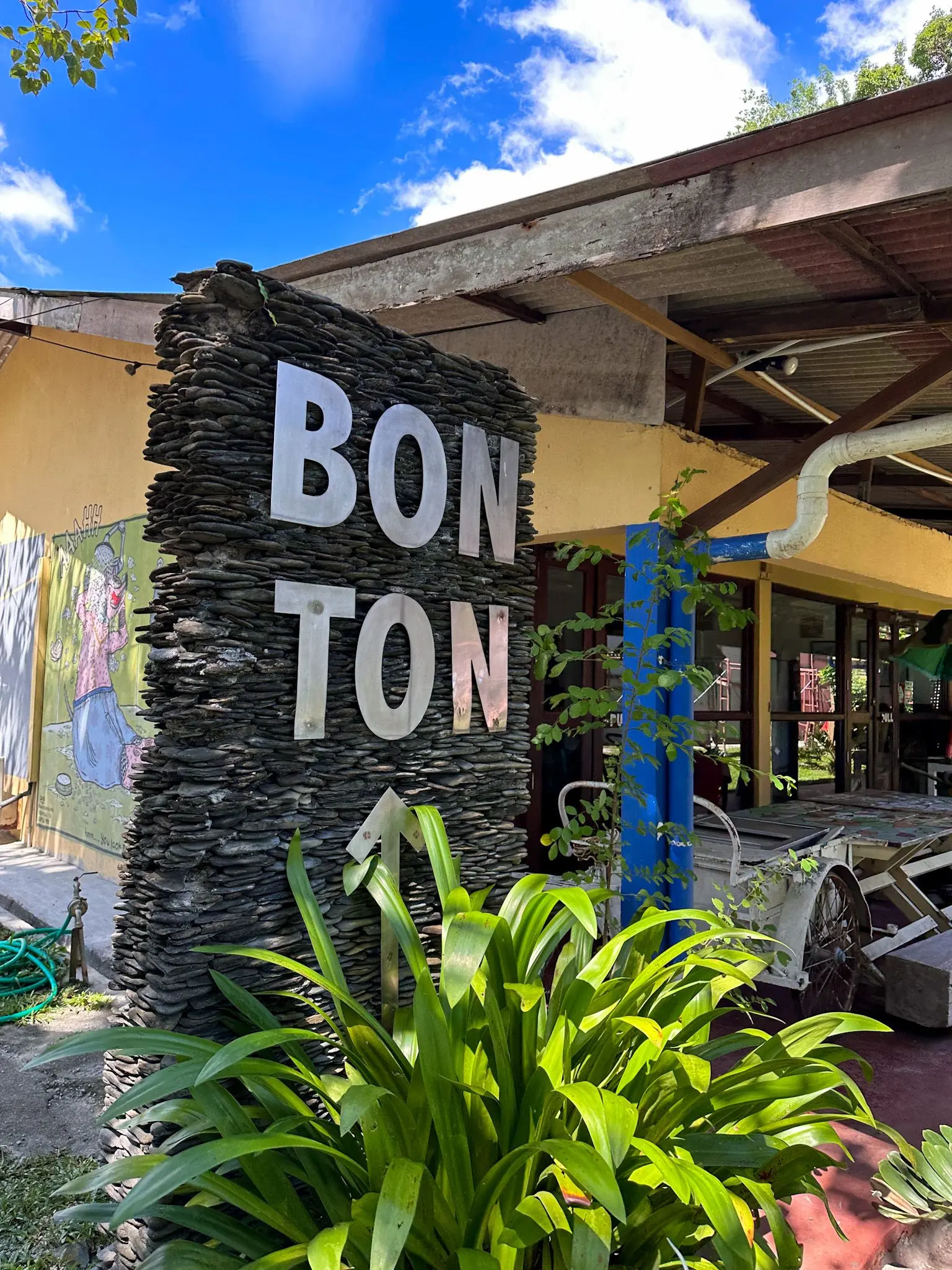 Bon Ton Antique Wooden Villas - Boutique Stay in Langkawi
