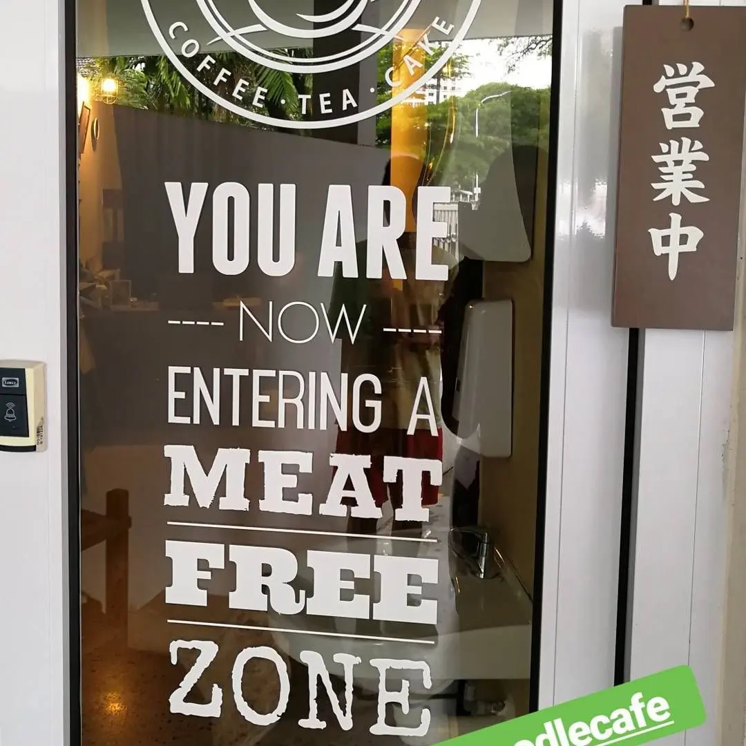 Brown Poodle Cafe - Cafe in Tanjung Tokong