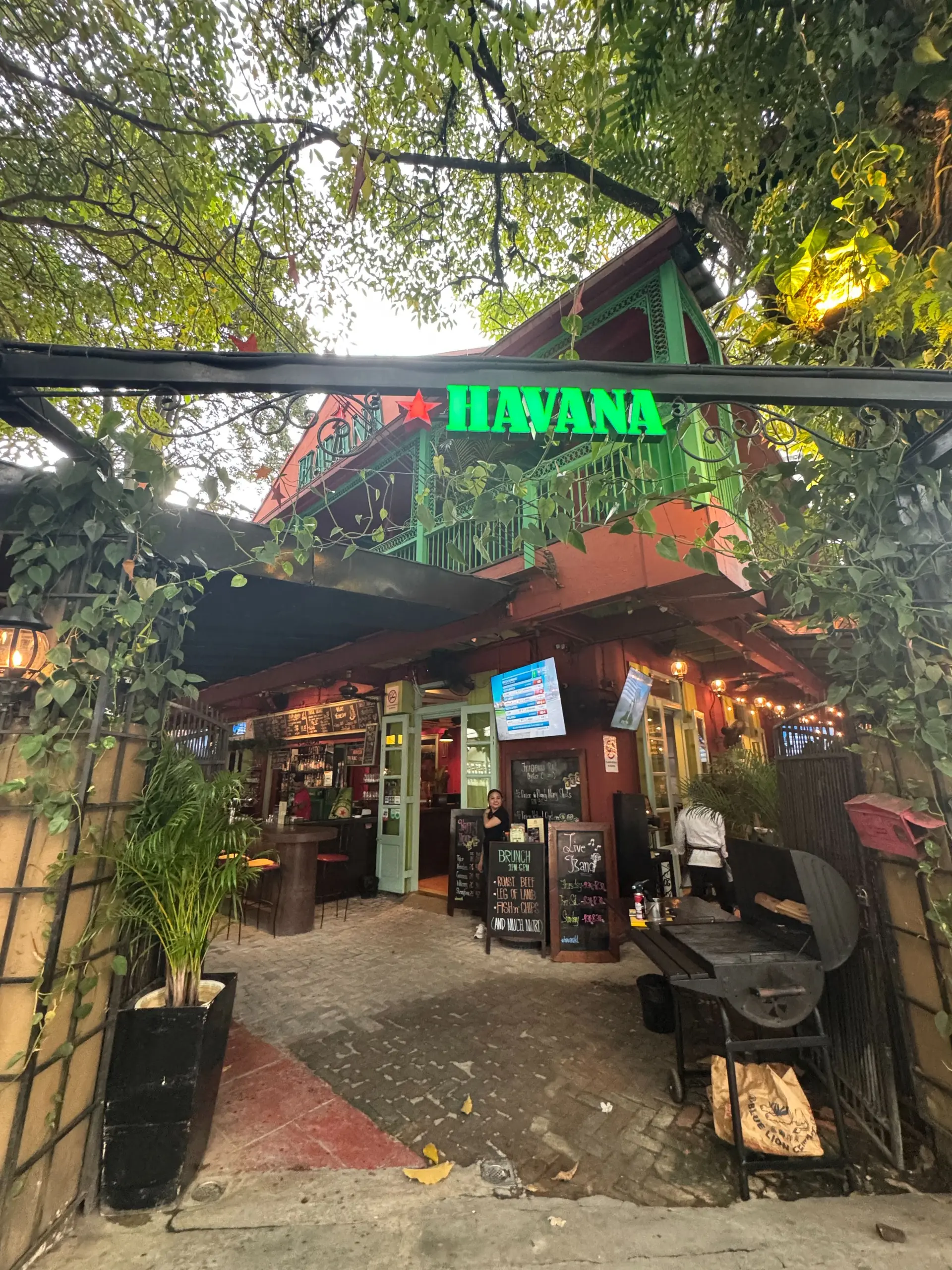 Changkat Bukit Bintang - Nightlife in Kuala Lumpur