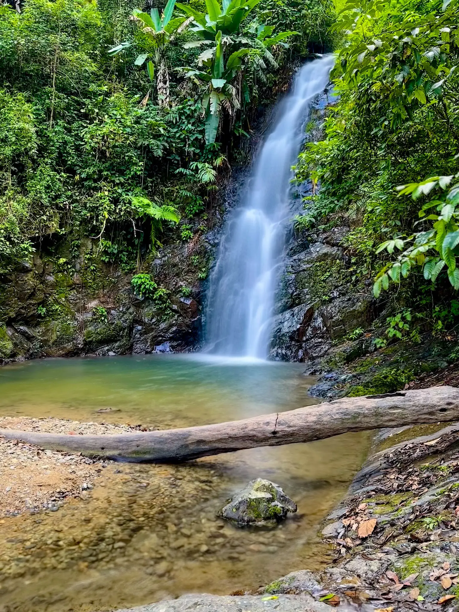 Air Terjun Durian Perangin (Waterfalls)