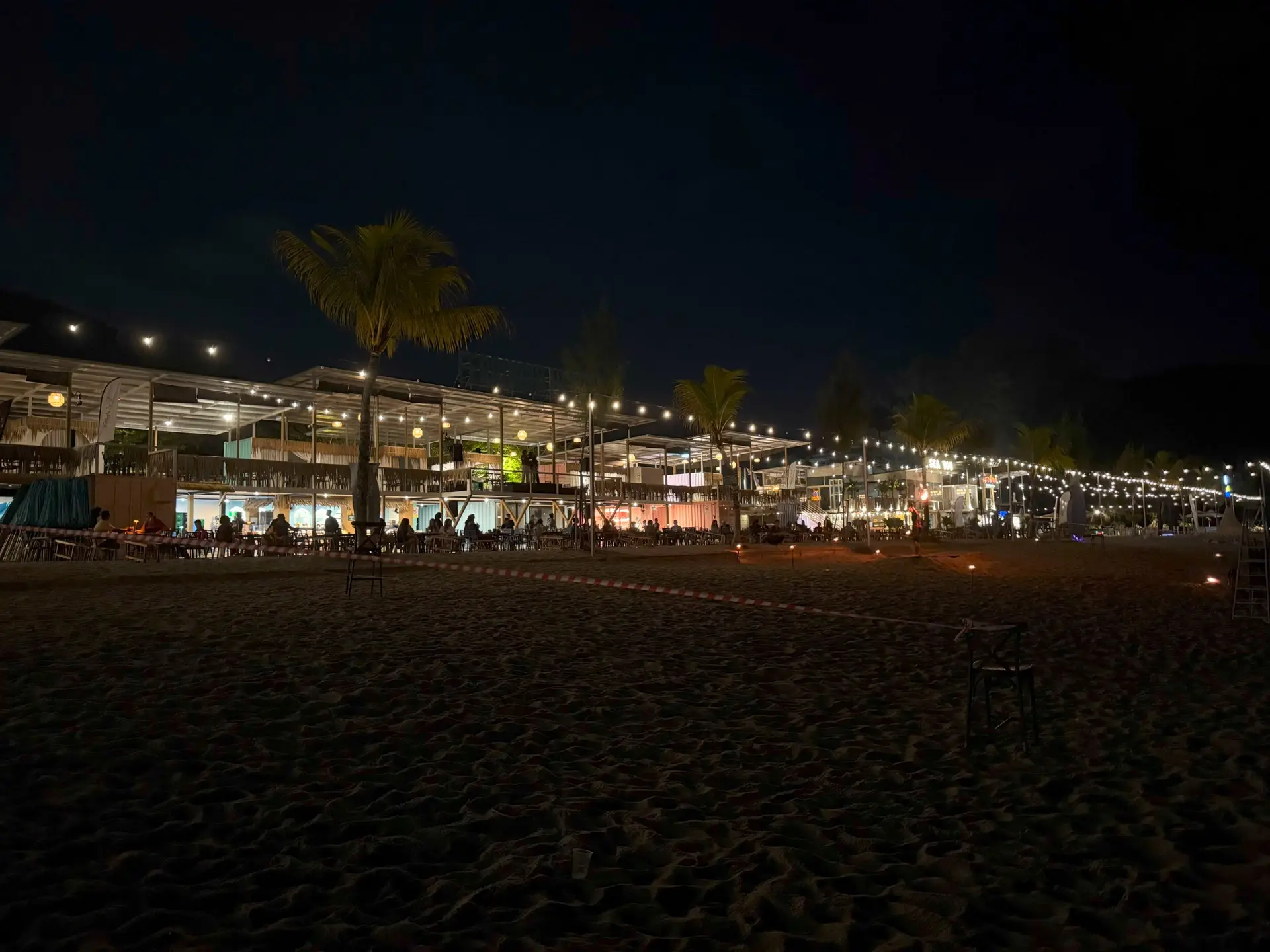 Ferringhi Bay - Cafe in Batu Ferringhi