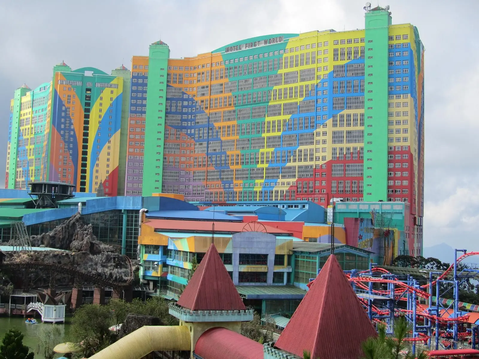 First World Plaza - Shopping & Market in Genting Highlands