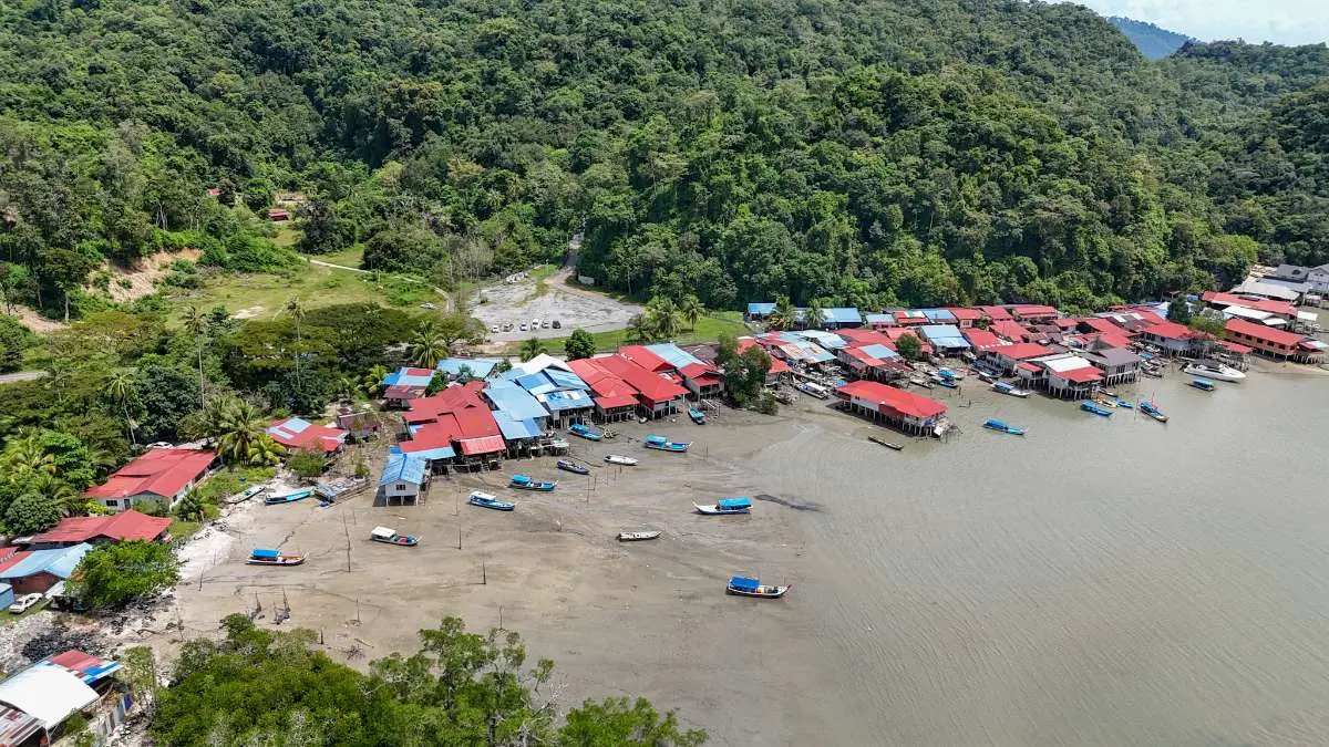 Fish Landing Jetty Penarak photo 7