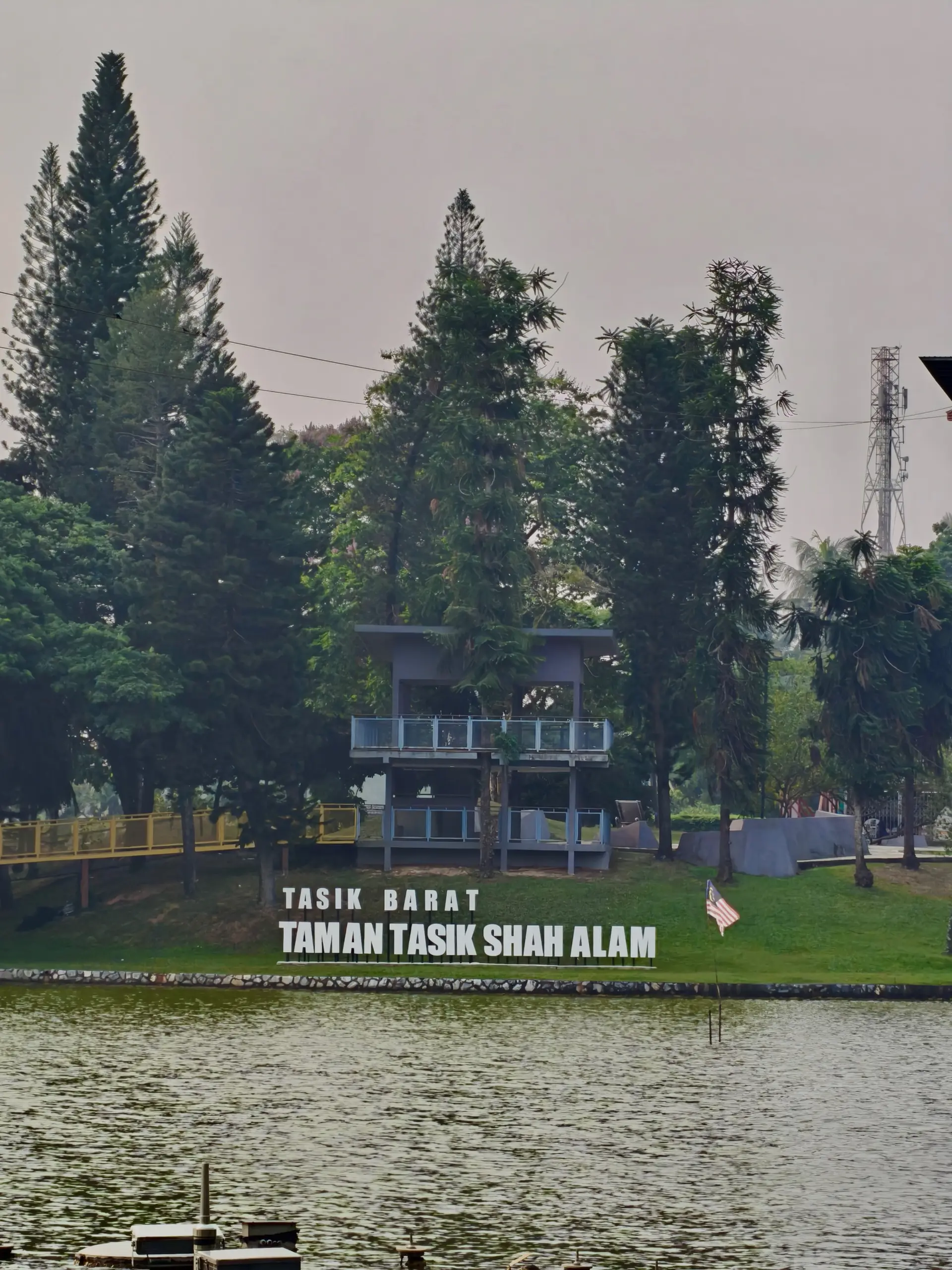 Taman Tasik Shah Alam - Garden & Park in Shah Alam