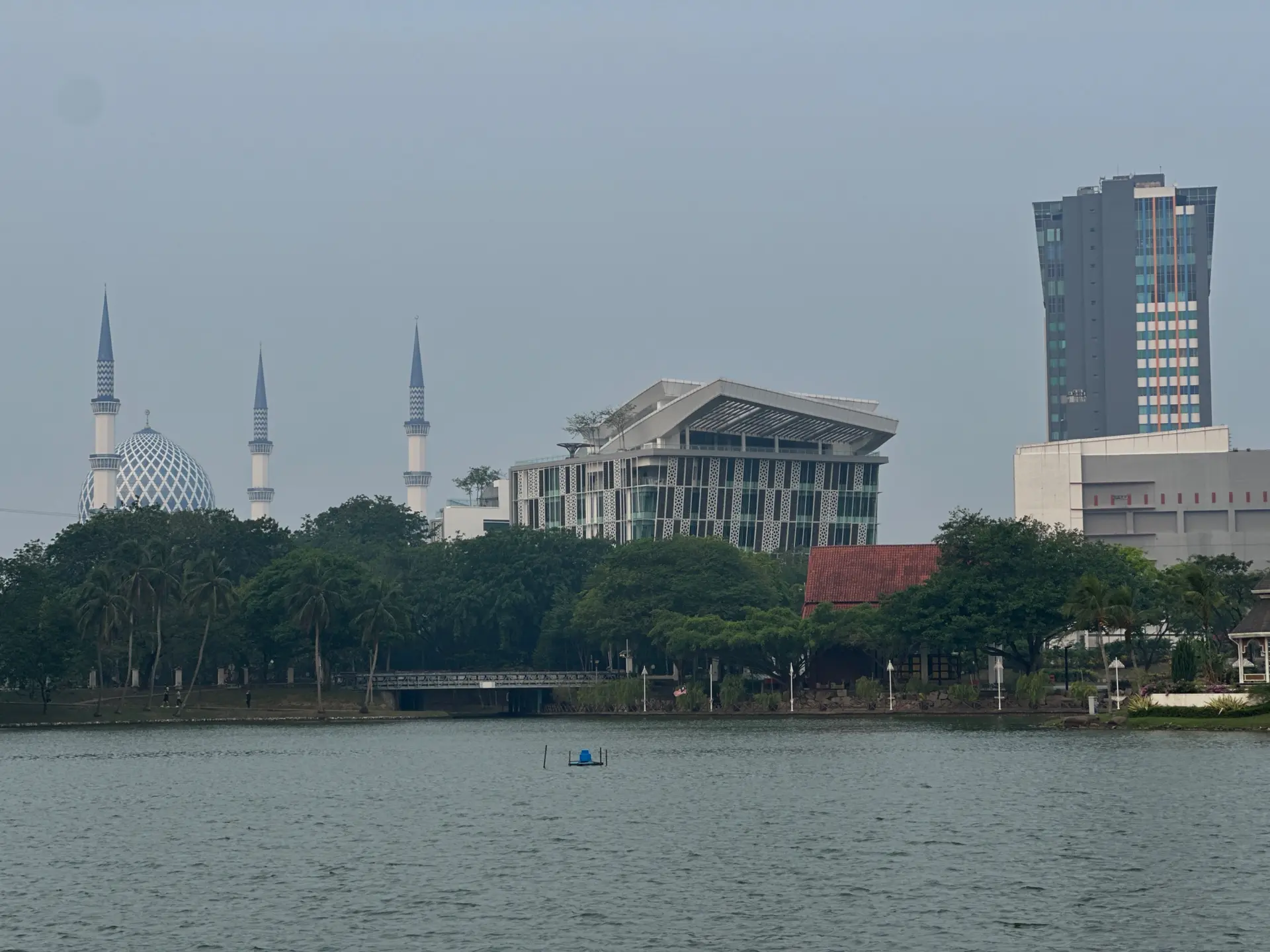 Taman Tasik Shah Alam - Garden & Park in Shah Alam
