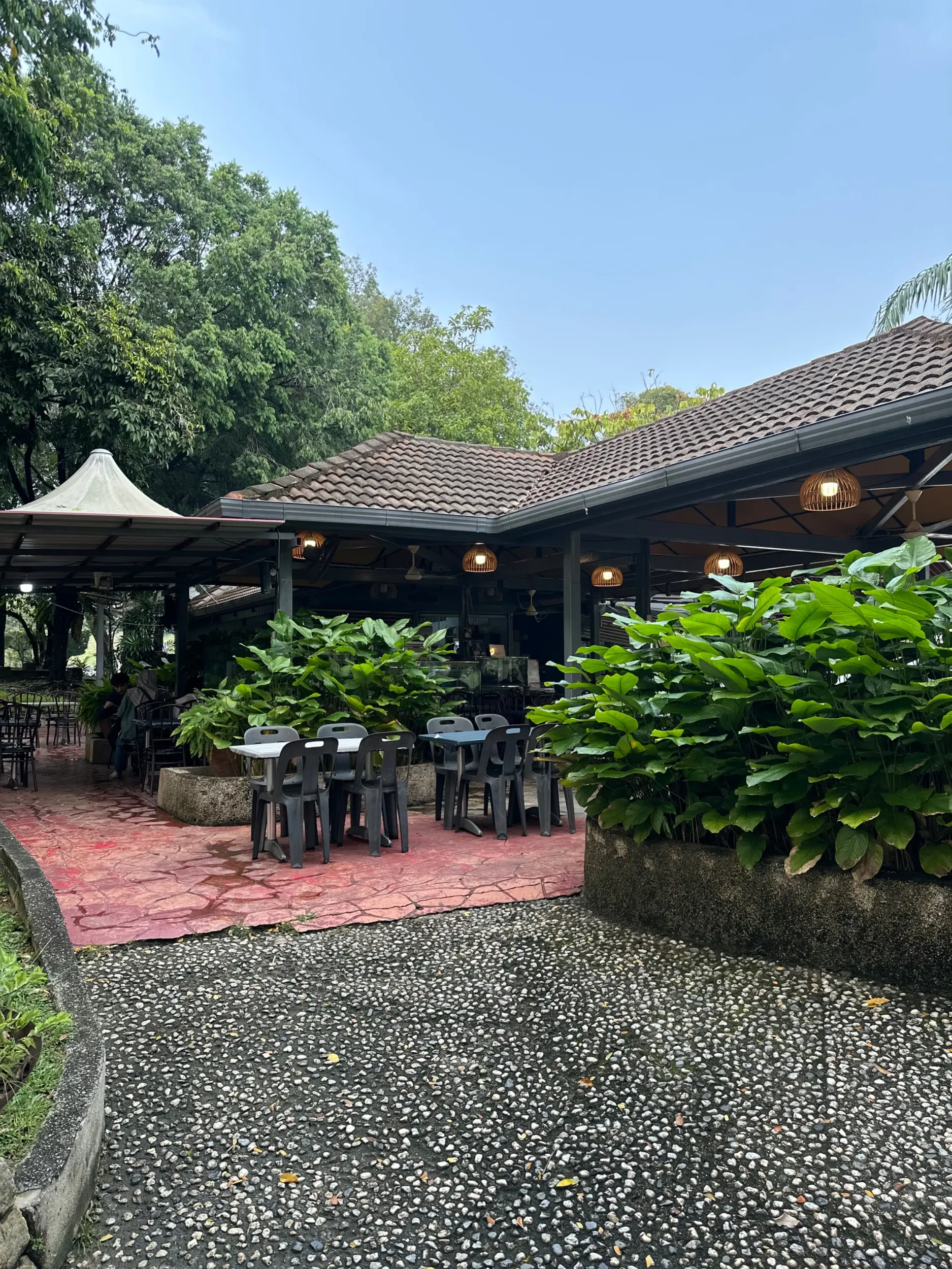 Kedai Kopi By The Lake Shah Alam - Local Food in Shah Alam