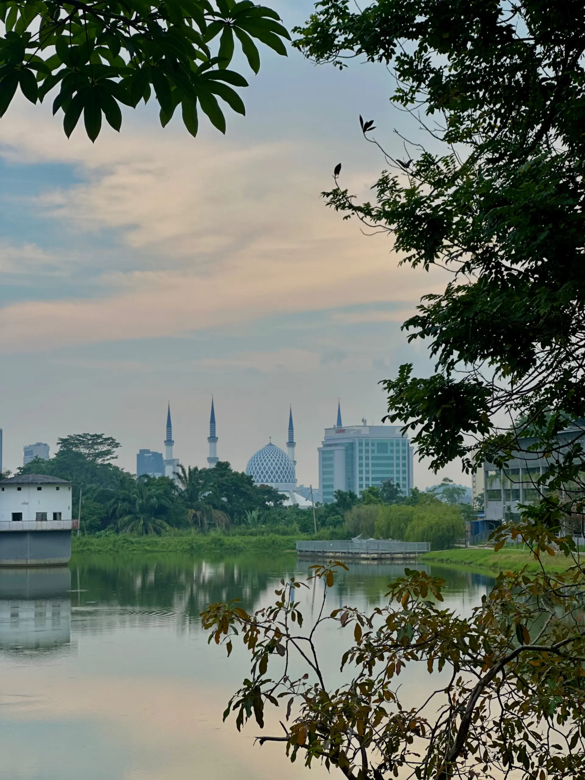 Perpustakaan Tun Raja Uda - Educational Site in Shah Alam