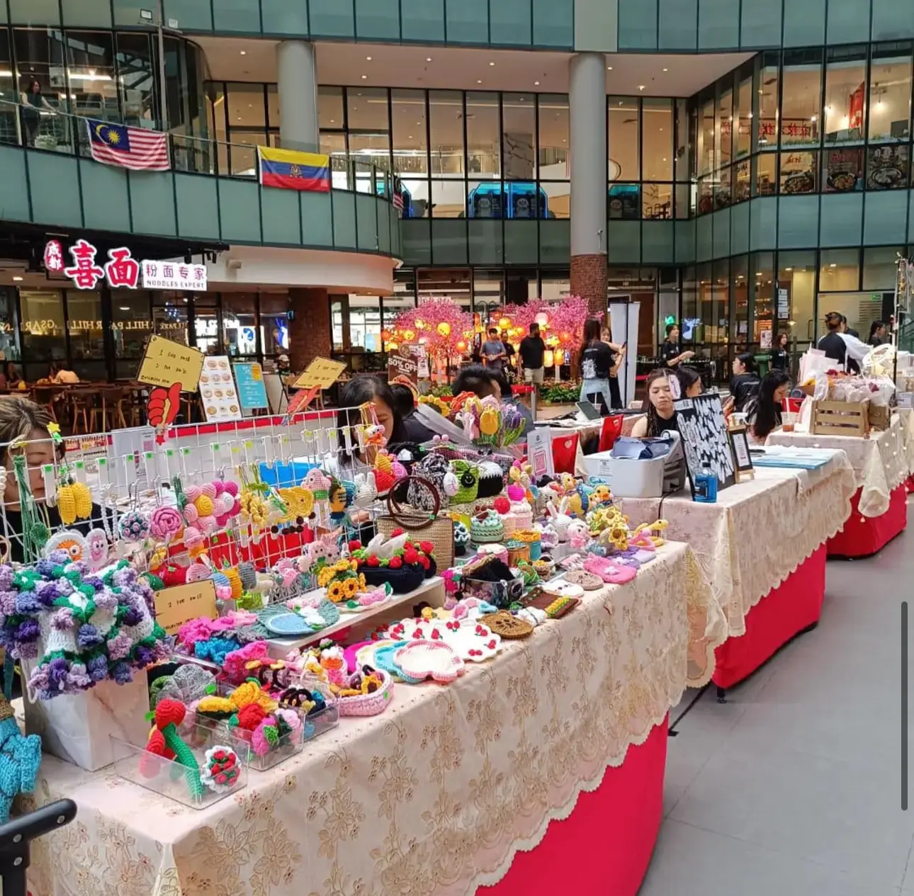 KL Gateway Mall photo 2