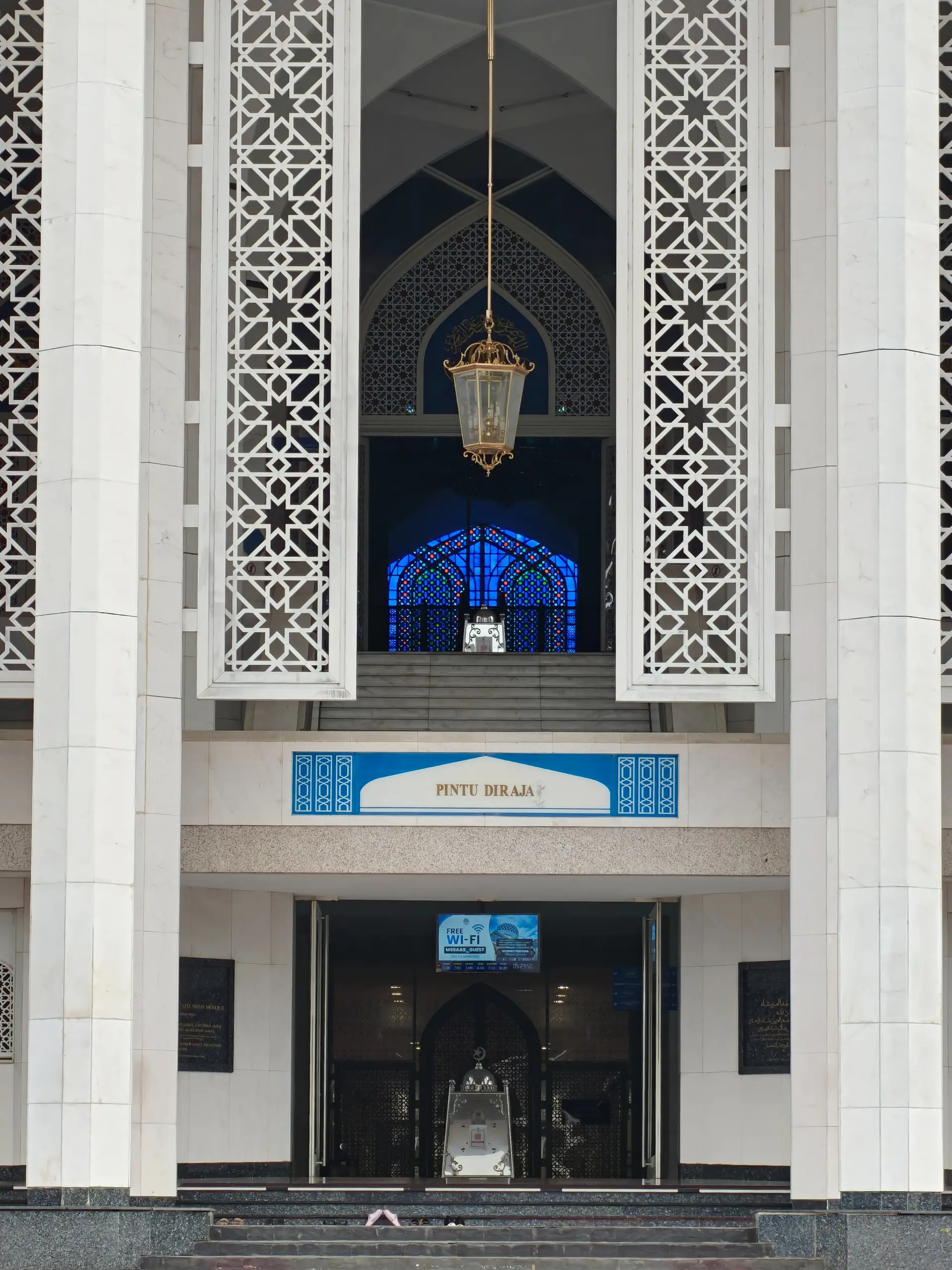 Masjid Sultan Salahuddin Abdul Aziz (Blue Mosque) - Religious Site in Shah Alam