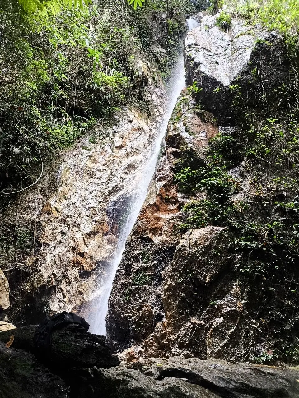 Lata Gitar (Neelofa Waterfall) - Waterfall in Ampang
