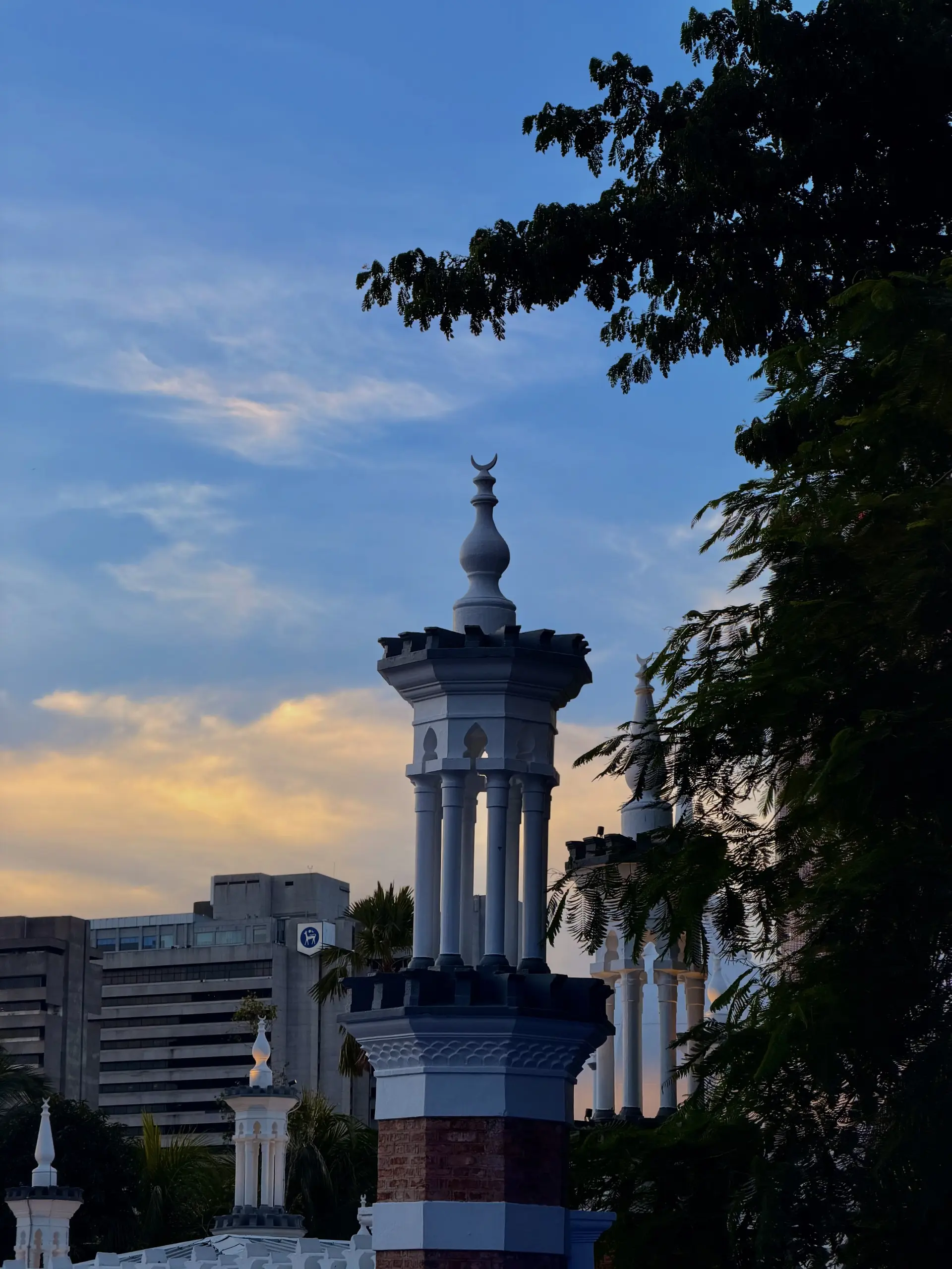 Masjid Jamek Sultan Abdul Samad - Religious Site in Kuala Lumpur