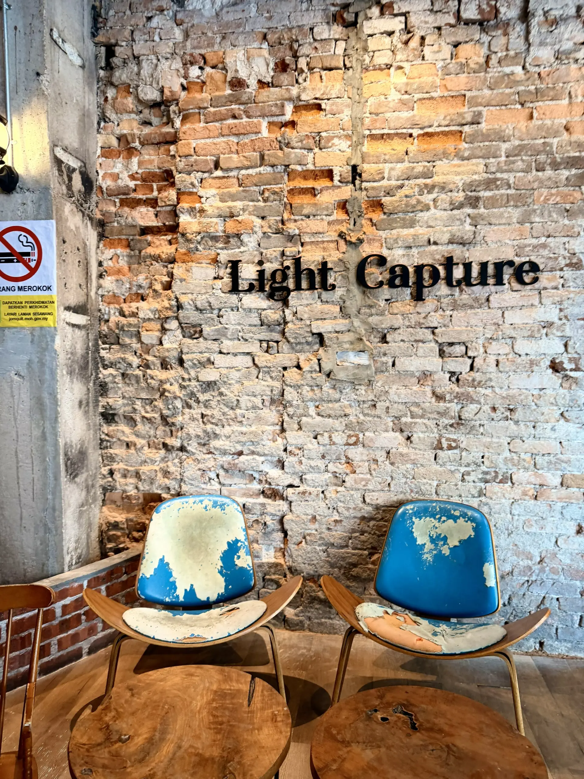Light Capture Cafe (Jalan Tun H.S Lee)