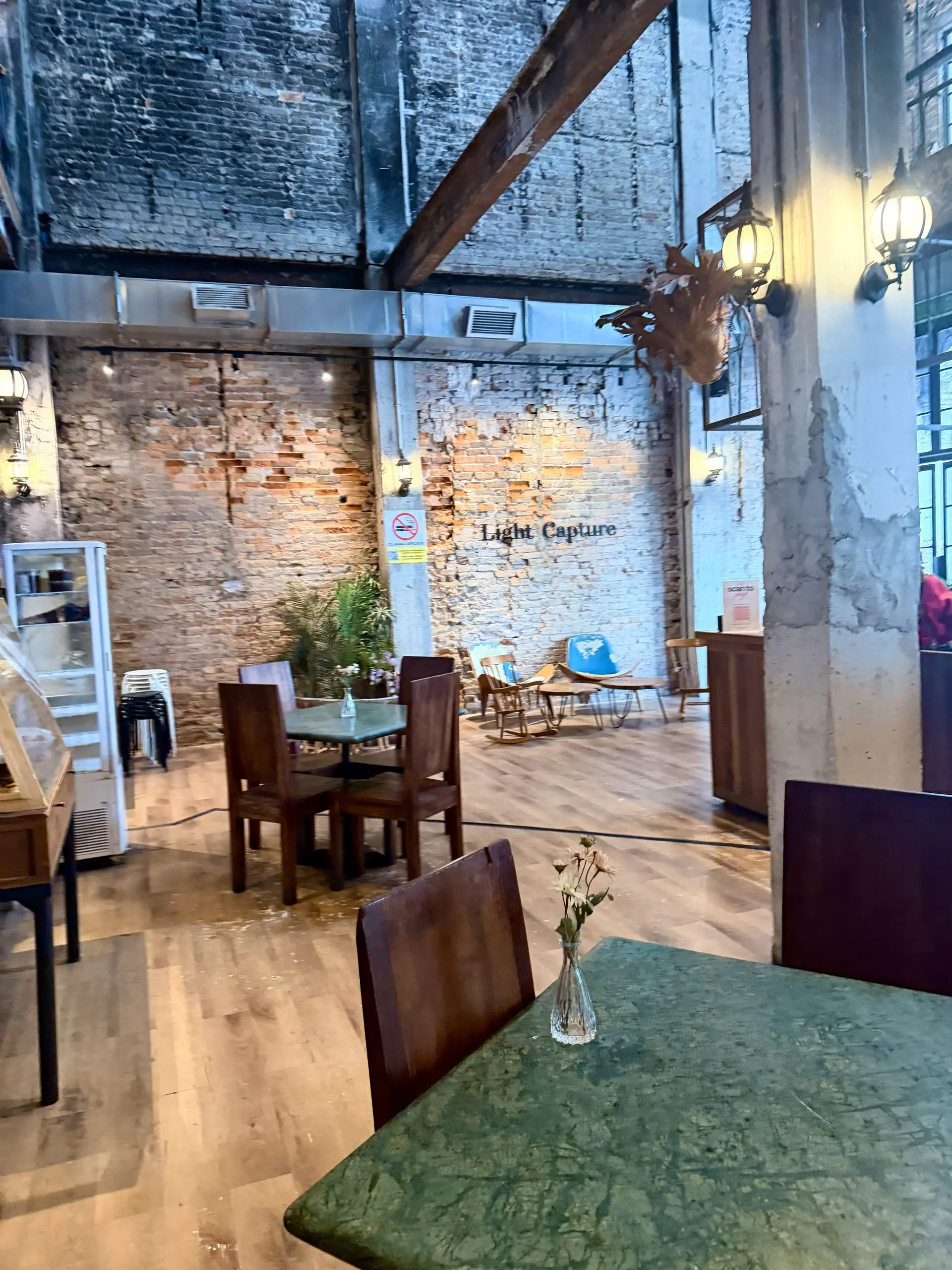 Light Capture Cafe (Jalan Tun H.S Lee)