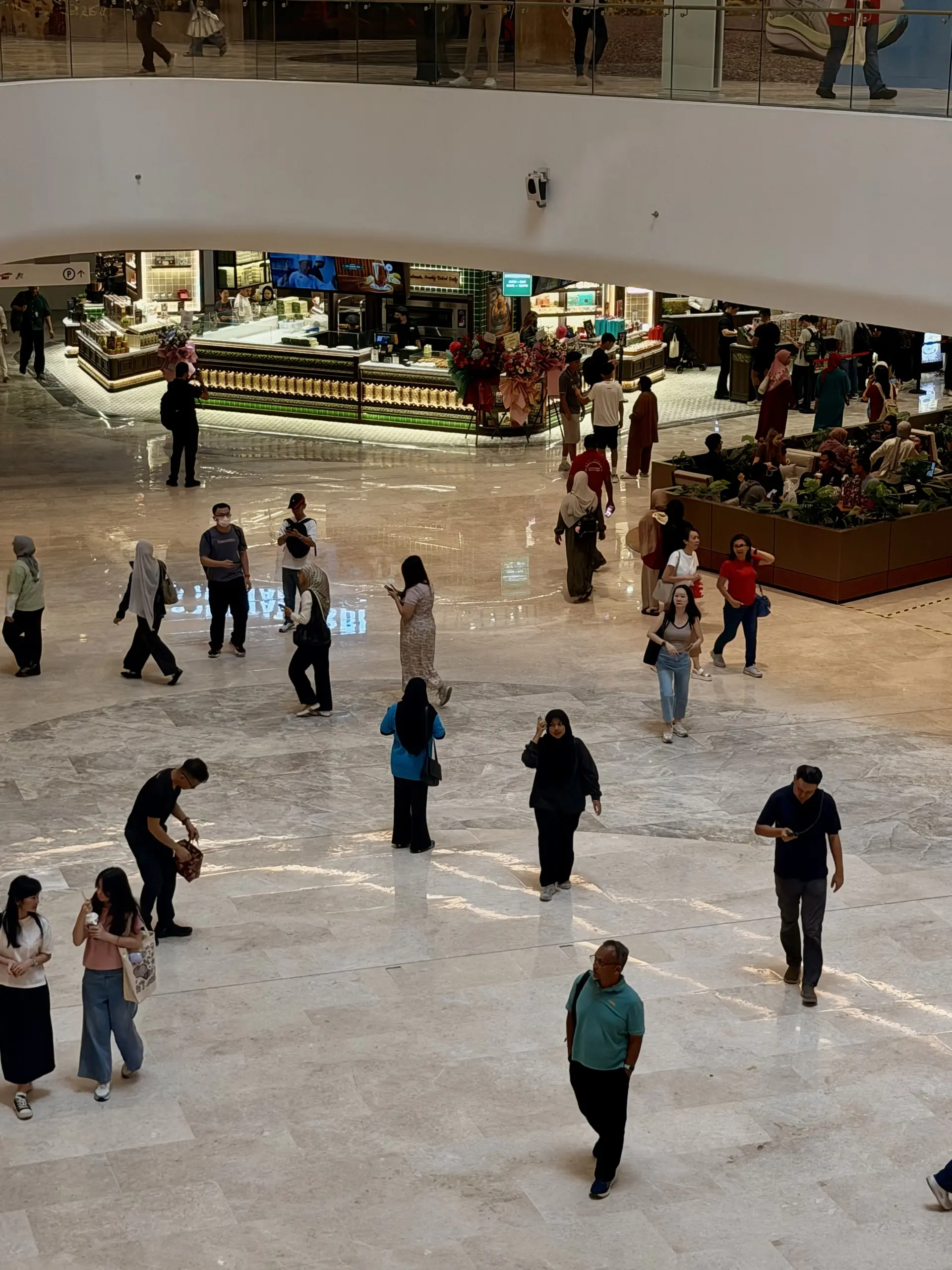 Ombak KLCC - Shopping & Market in Kuala Lumpur