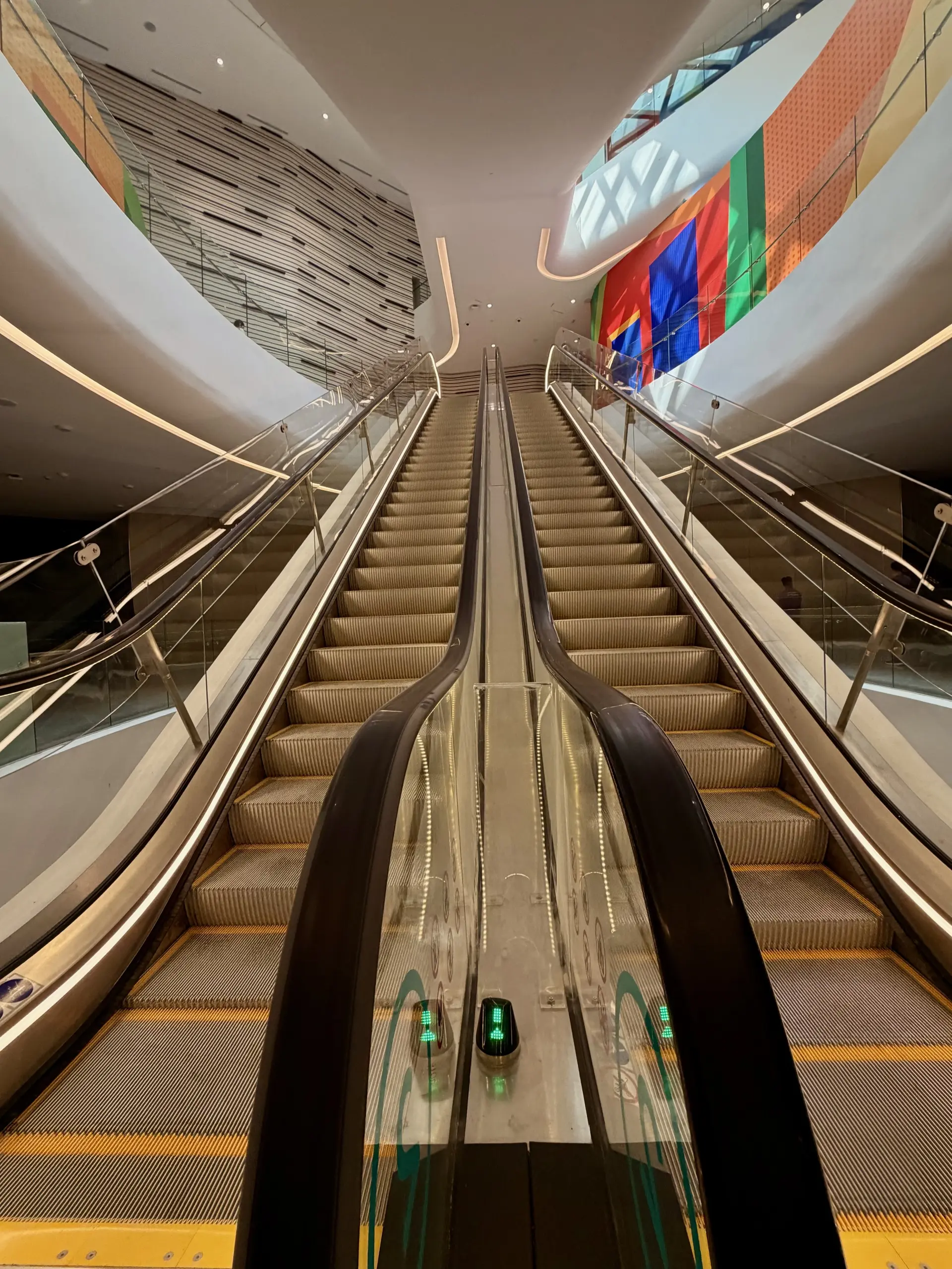 Ombak KLCC - Shopping & Market in Kuala Lumpur