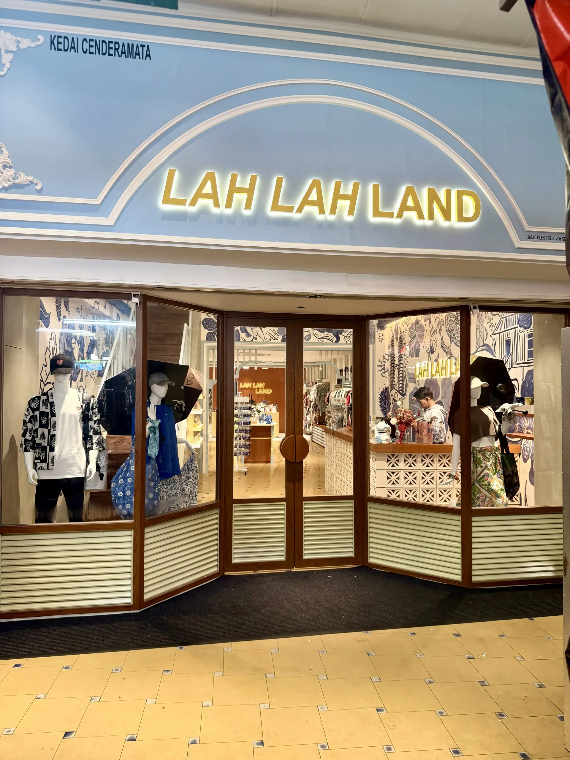 Lah Lah Land (Petaling Street) - Shopping & Market in Kuala Lumpur