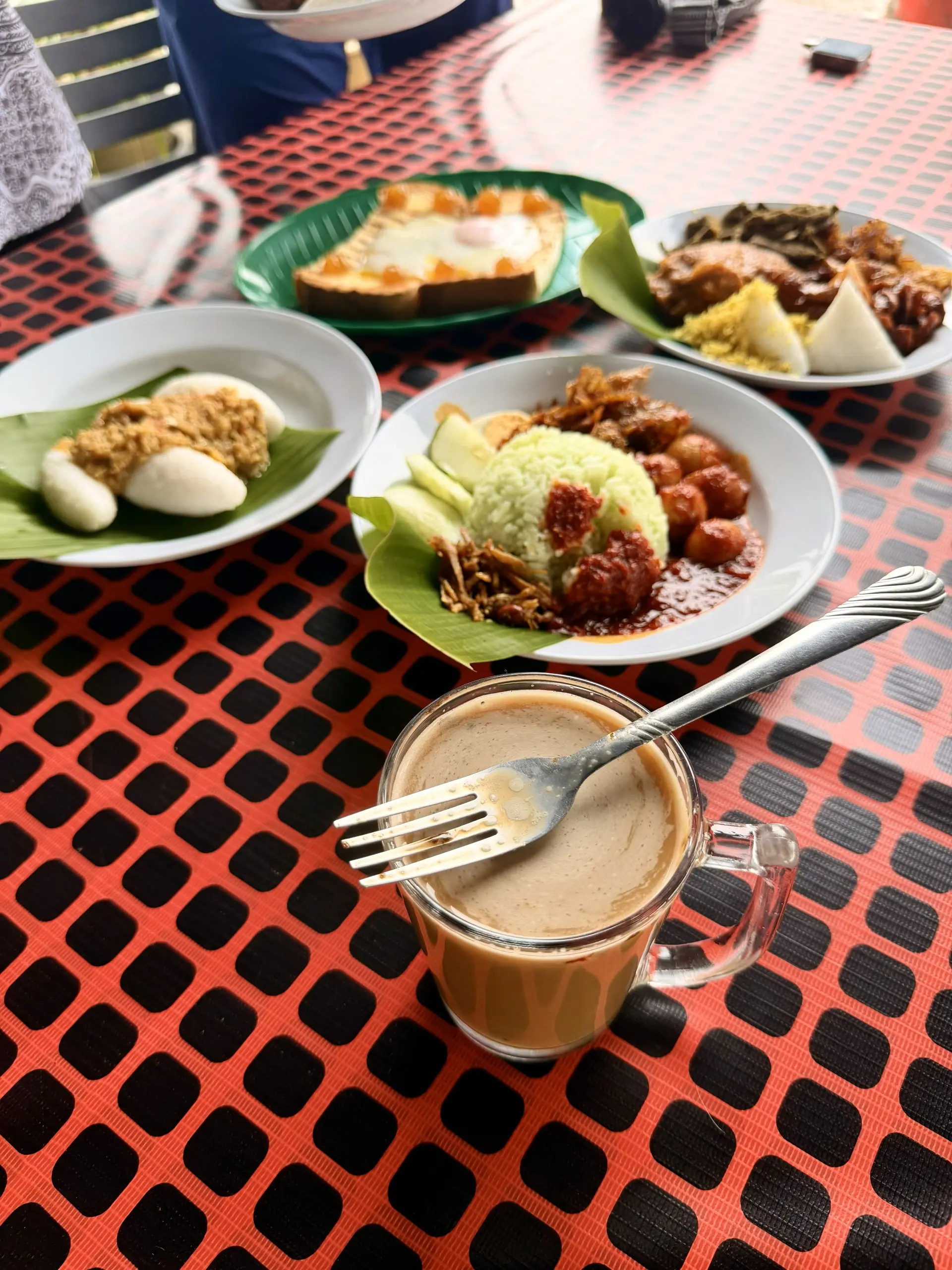Warung Fat Boy Sekinchan - Local Food in Sekinchan