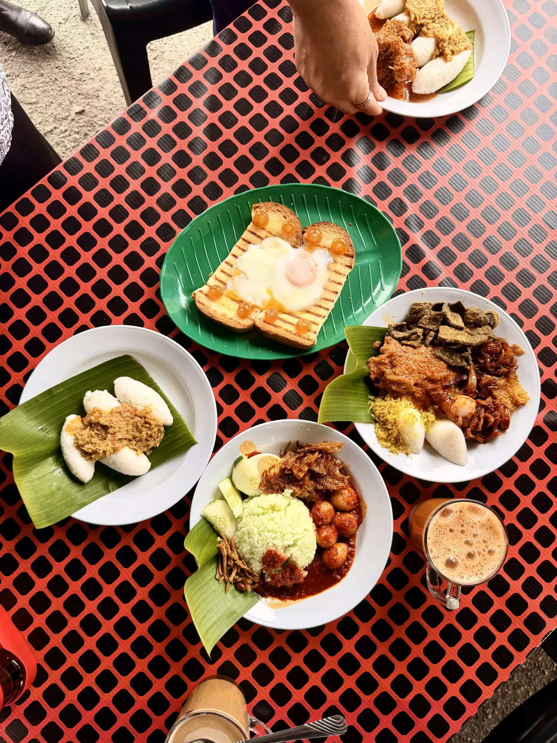 Warung Fat Boy Sekinchan - Local Food in Sekinchan