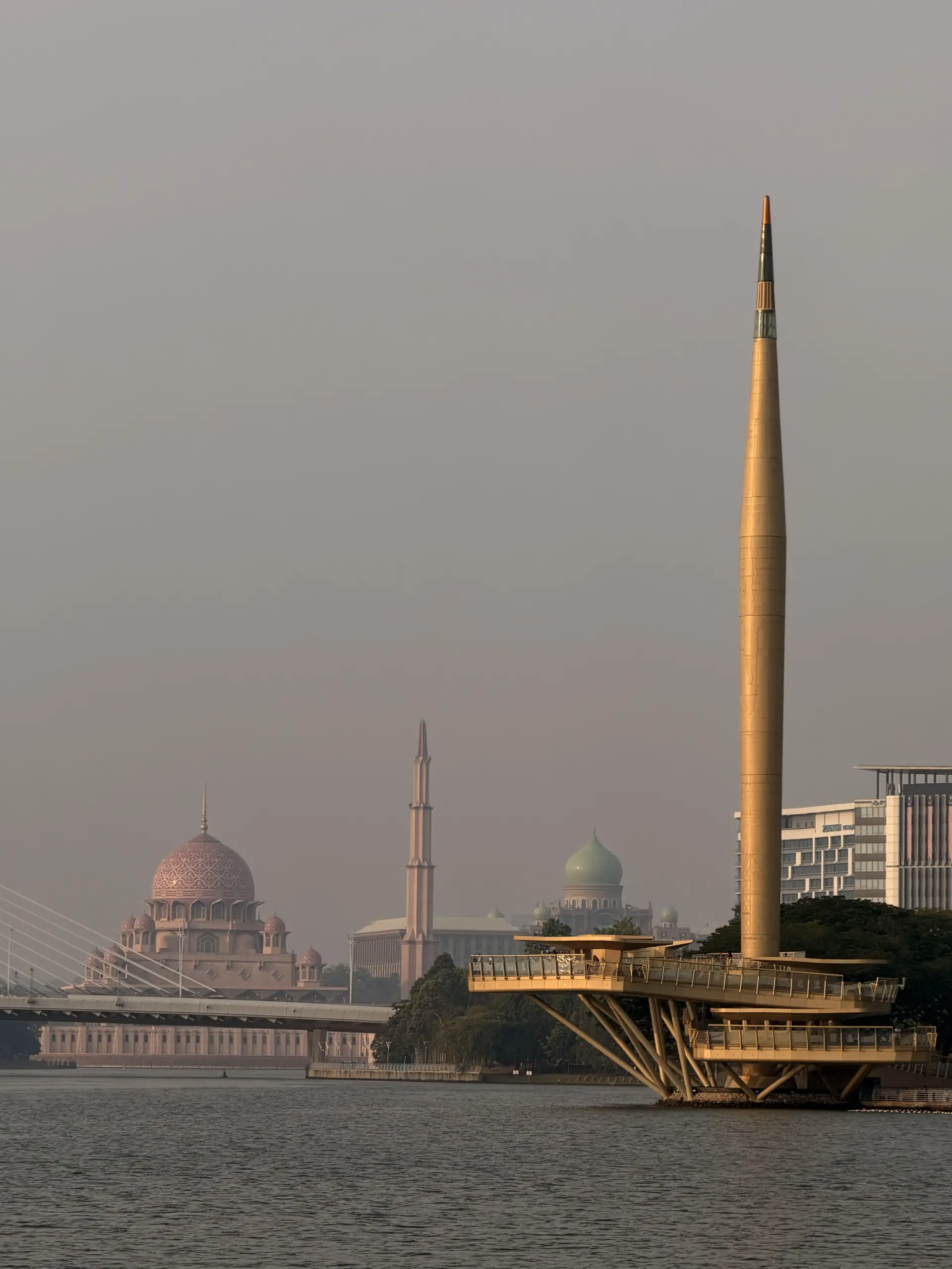 Putrajaya Lake (Tasik Putrajaya) - Garden & Park in Putrajaya