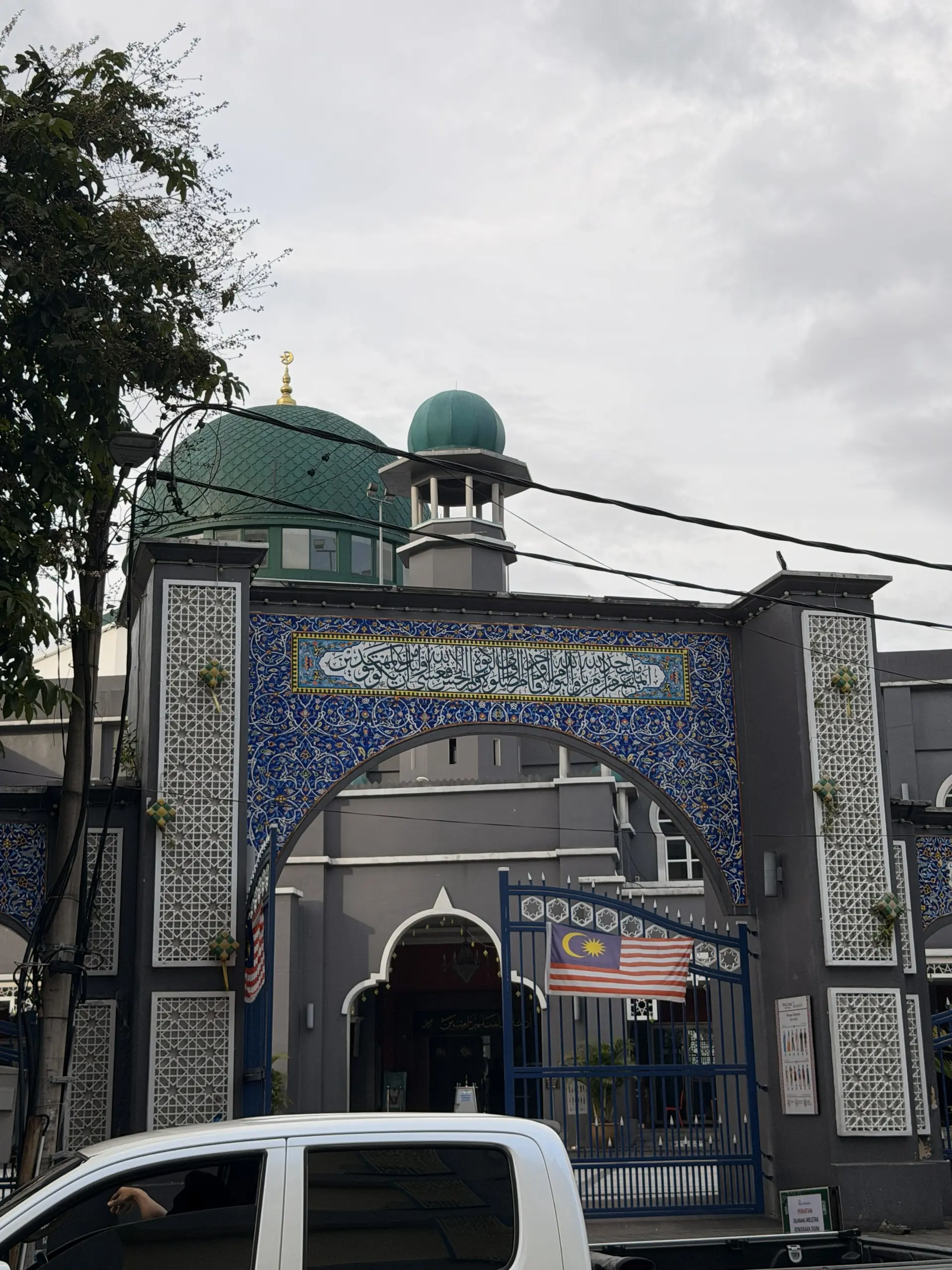 Masjid Jamek Kampung Baru KL - Religious Site in Kuala Lumpur