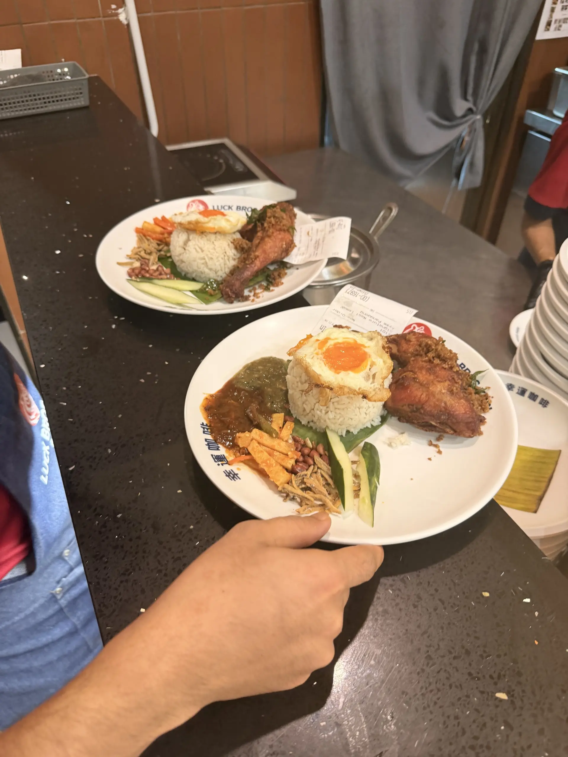 Luckbros Kopi (Petaling Street) - Cafe in Kuala Lumpur
