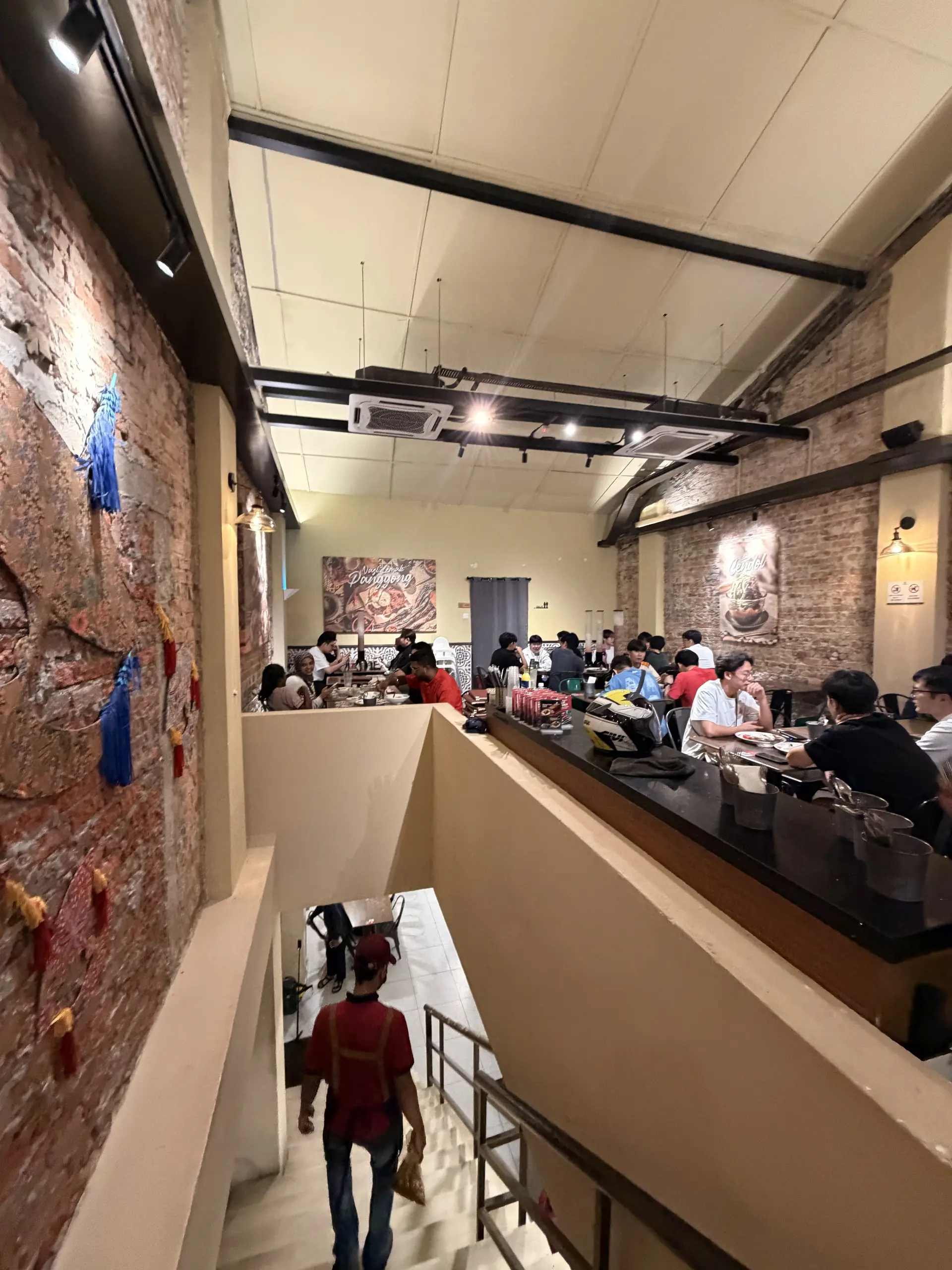 Luckbros Kopi (Petaling Street) - Cafe in Kuala Lumpur