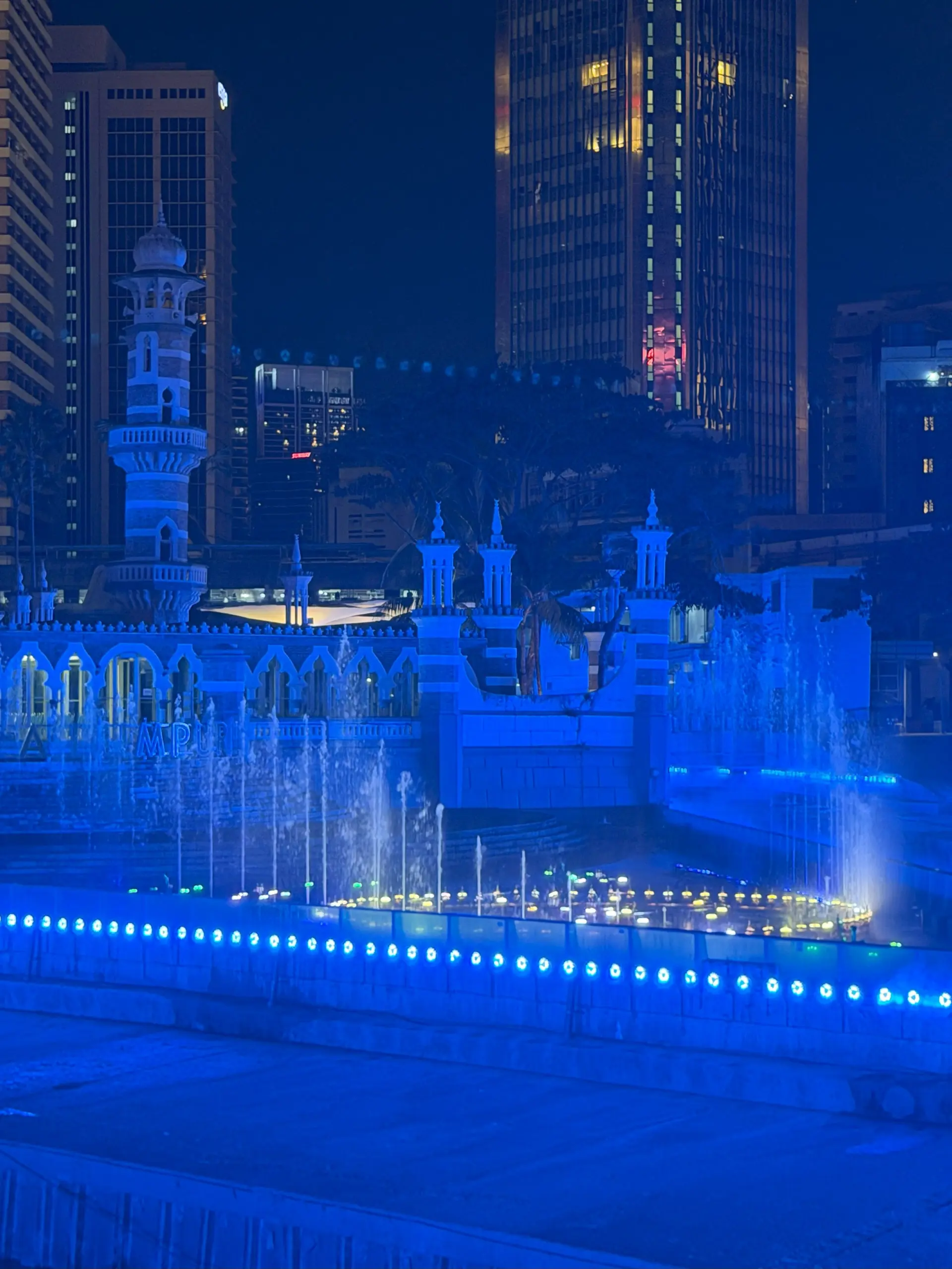 Blue Pool Fountain - Fountain in Kuala Lumpur