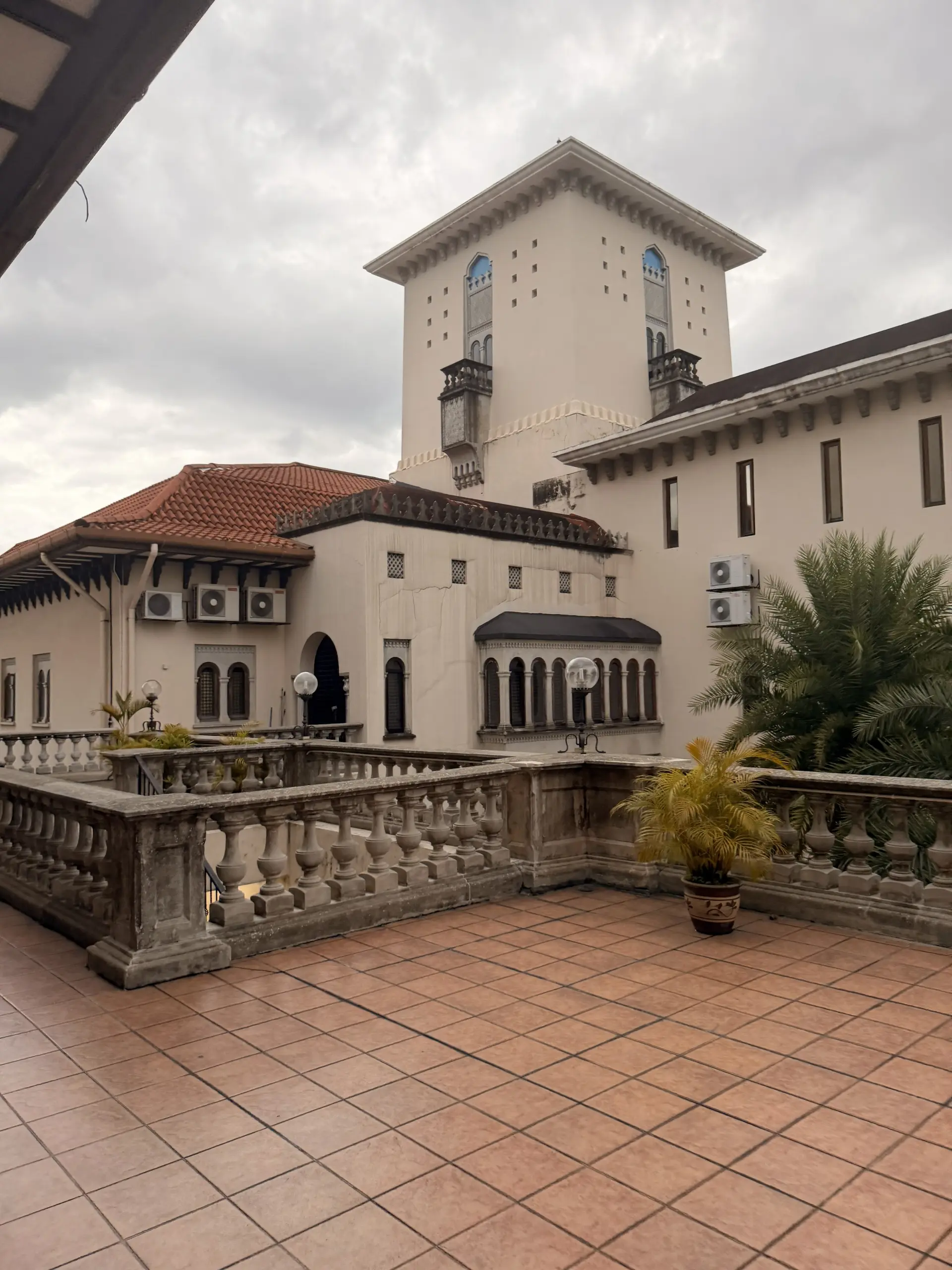Masjid Zubedah ISTAC-IIUM - Religious Site in Kuala Lumpur