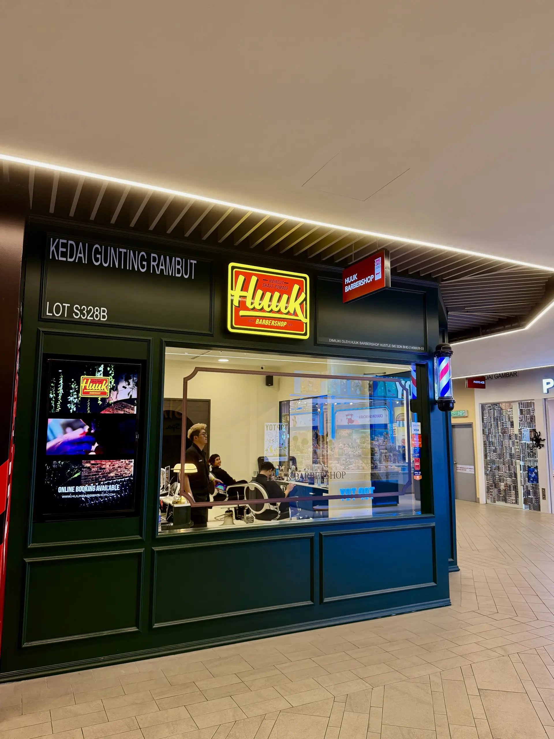 One Utama Shopping Centre - Shopping & Market in Petaling Jaya
