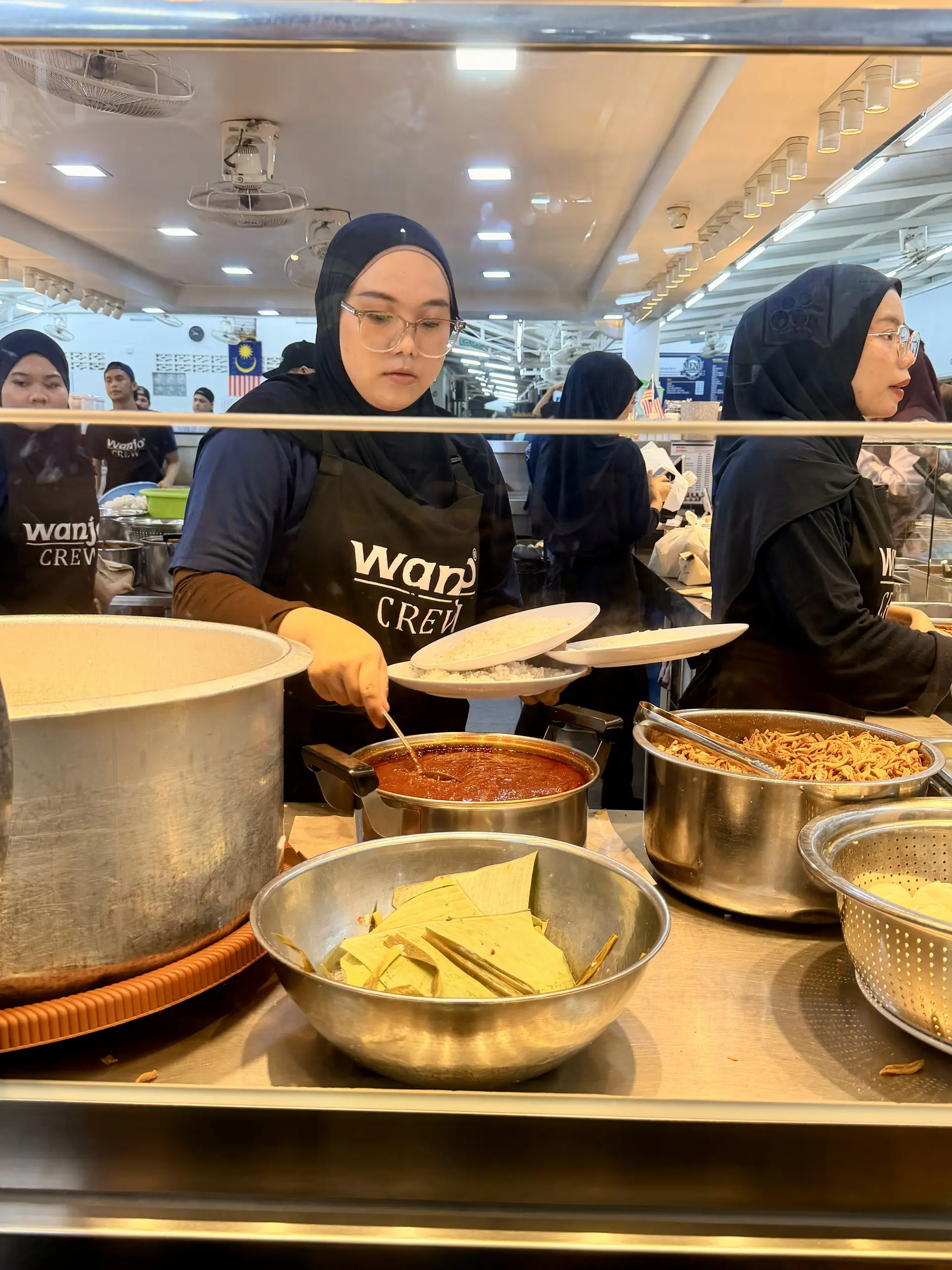 Nasi Lemak Wanjo - Local Food in Kuala Lumpur