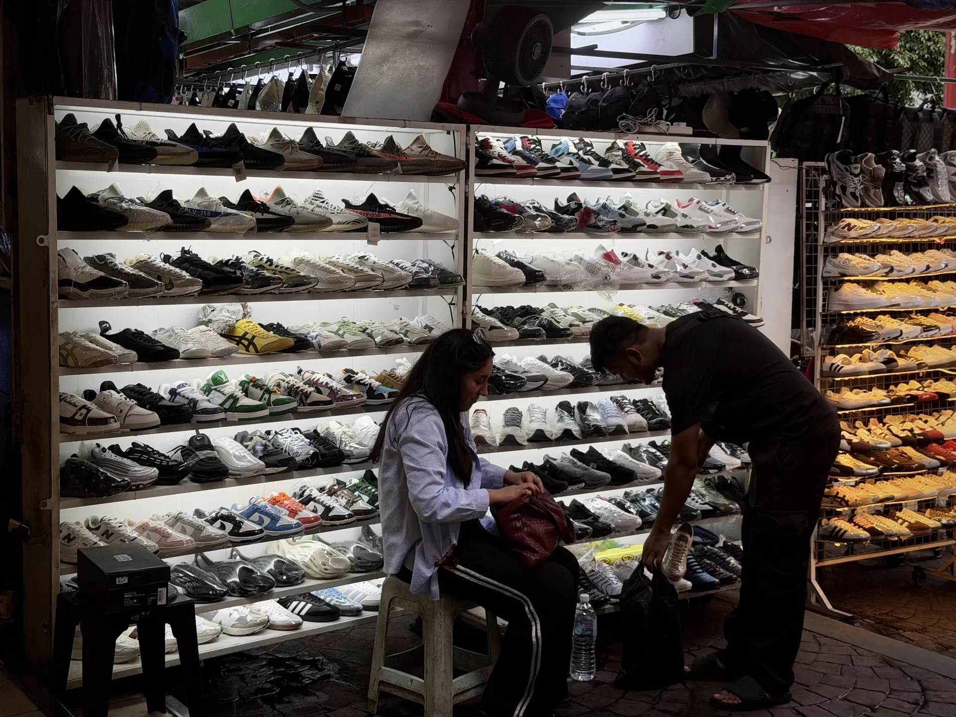 Petaling Street Market (Chinatown) - Local Market in Kuala Lumpur