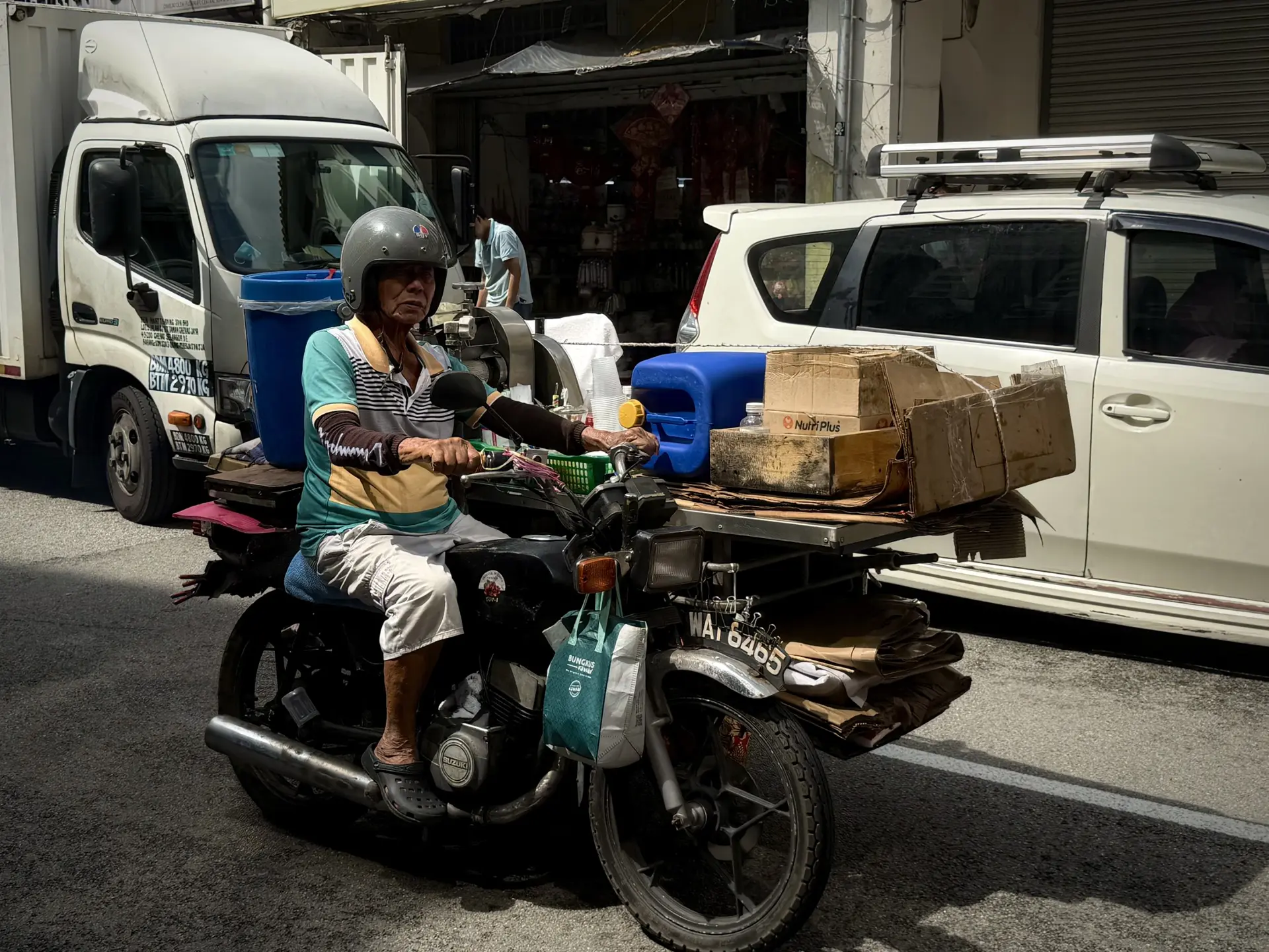 Petaling Street Market (Chinatown) - Local Market in Kuala Lumpur