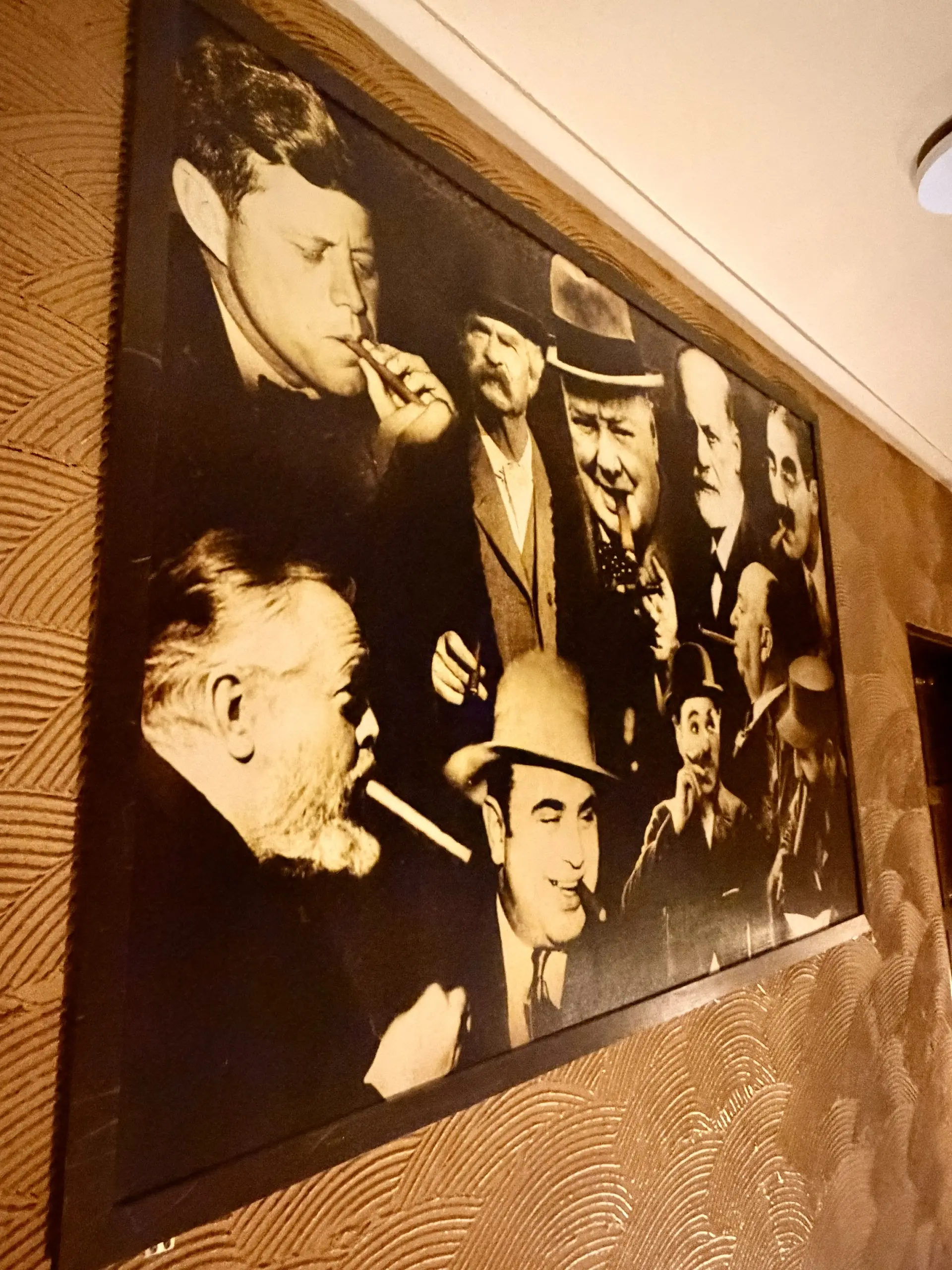 Bunglow37 - Restaurant in Kuala Lumpur