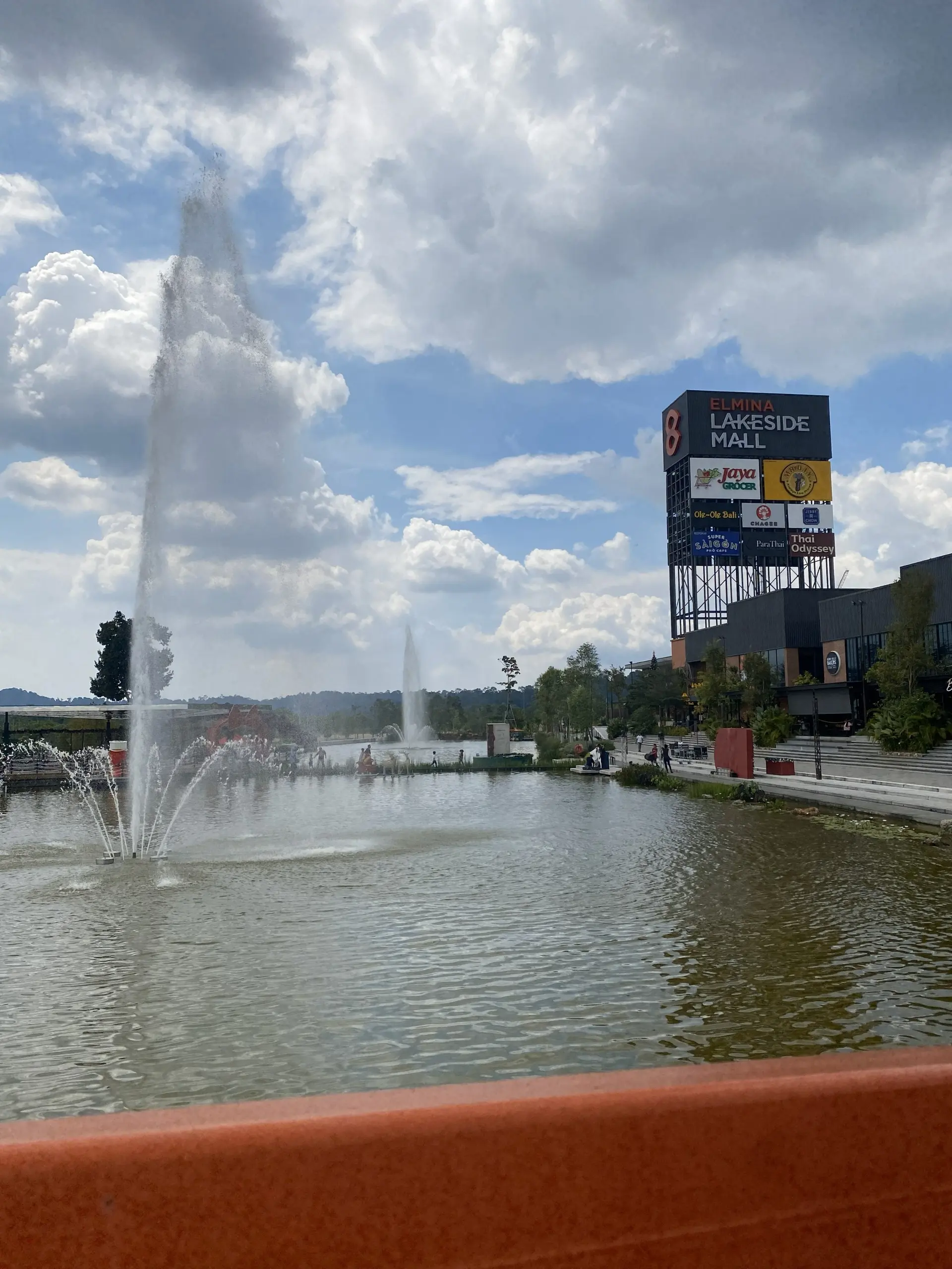 Elmina Lakeside Mall - Shopping & Market in Shah Alam