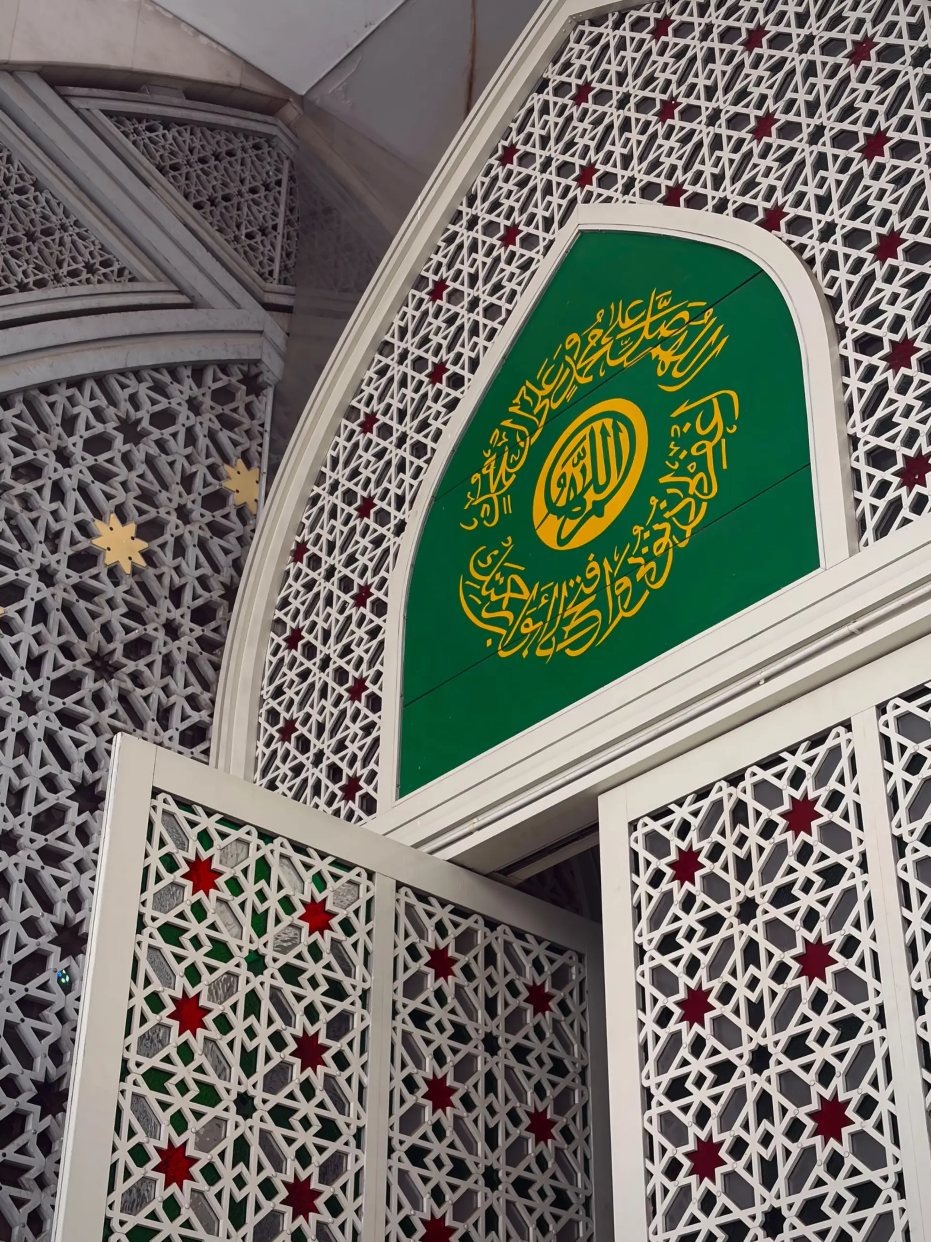 Masjid Sultan Salahuddin Abdul Aziz (Blue Mosque) - Religious Site in Shah Alam