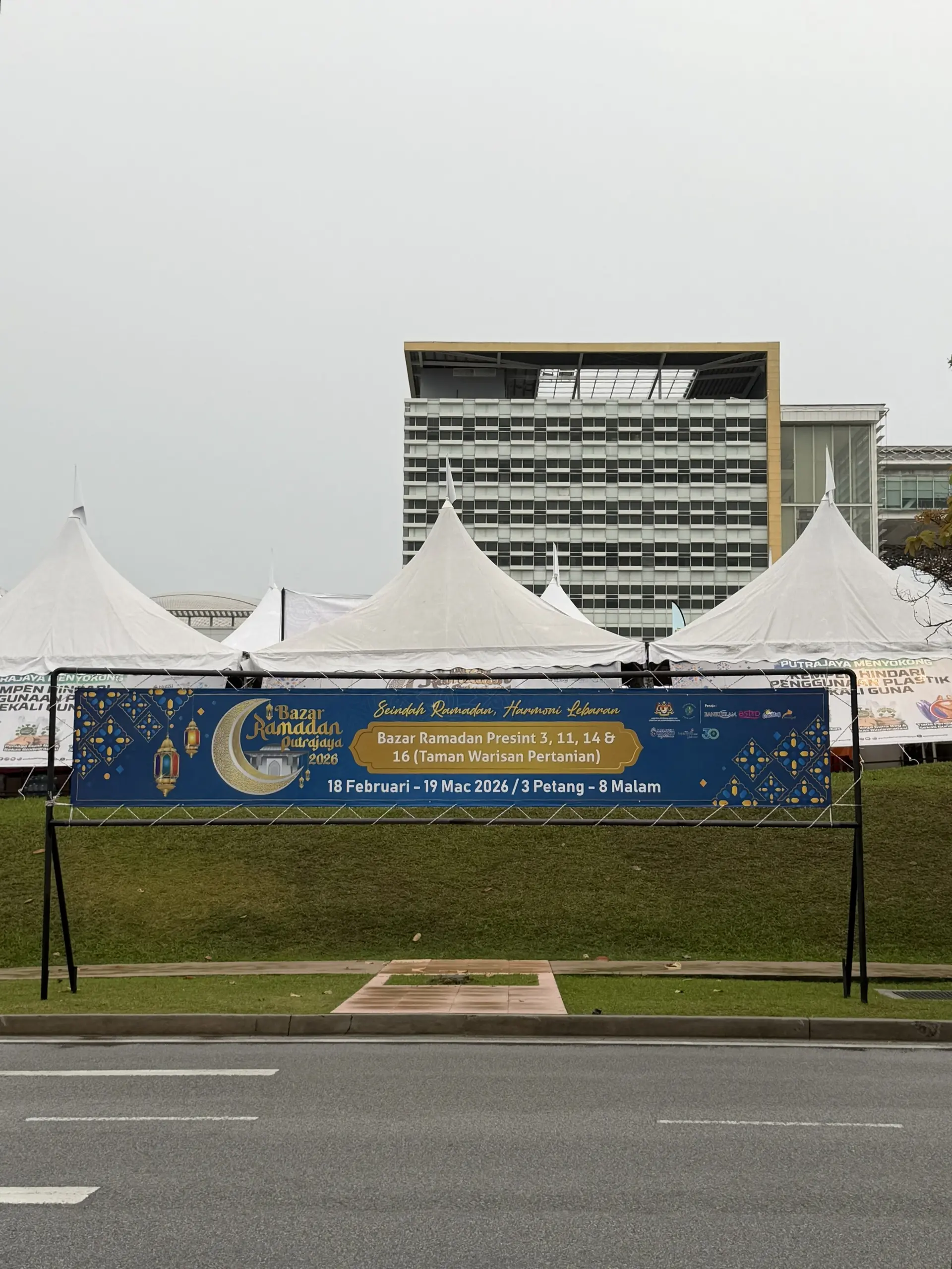 Ramadan Bazaar Putrajaya Presint 3 - Ramadan Bazaar in Putrajaya