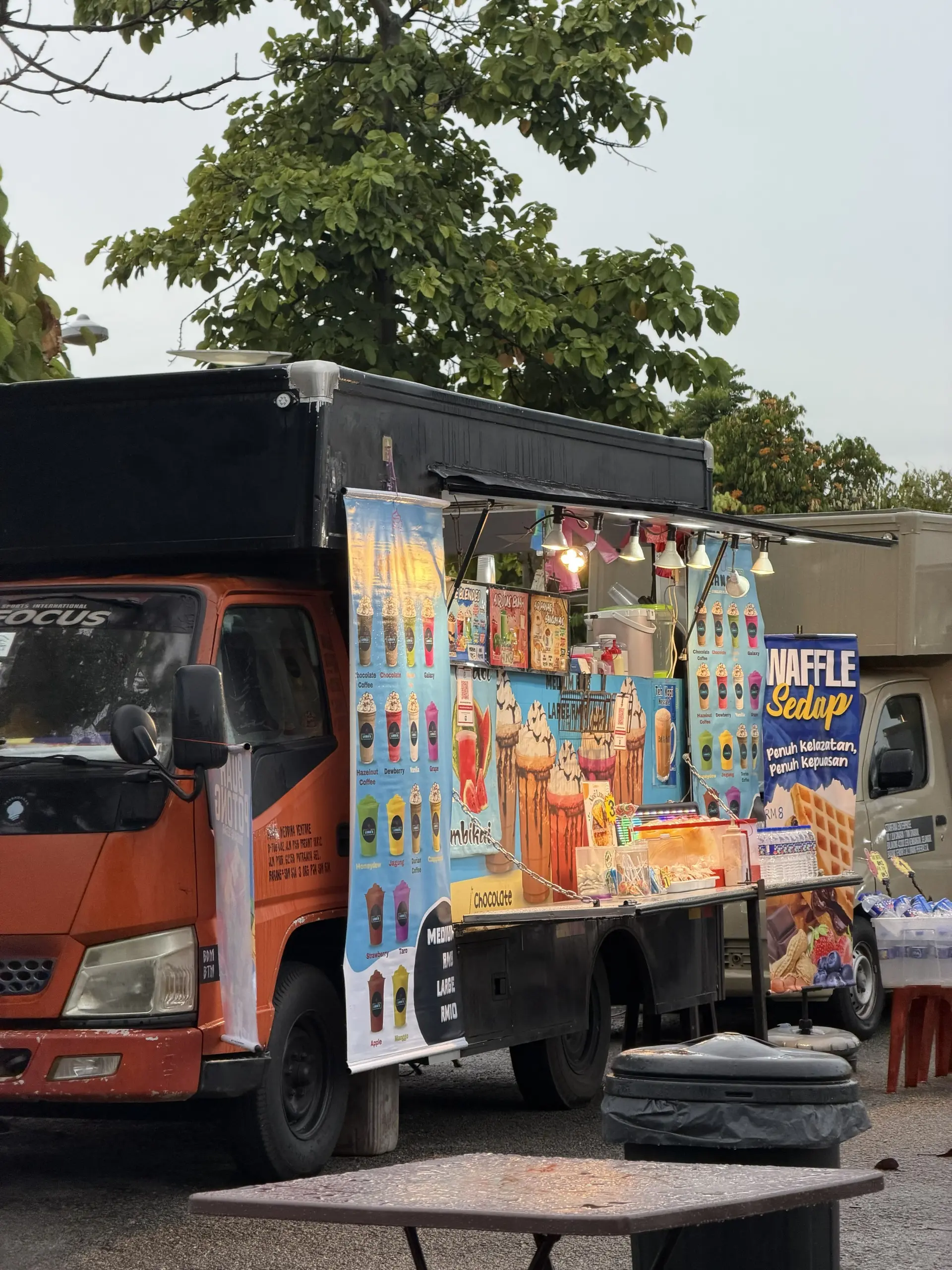Food Truck Hotspot Presint 2 - Food Court in Putrajaya