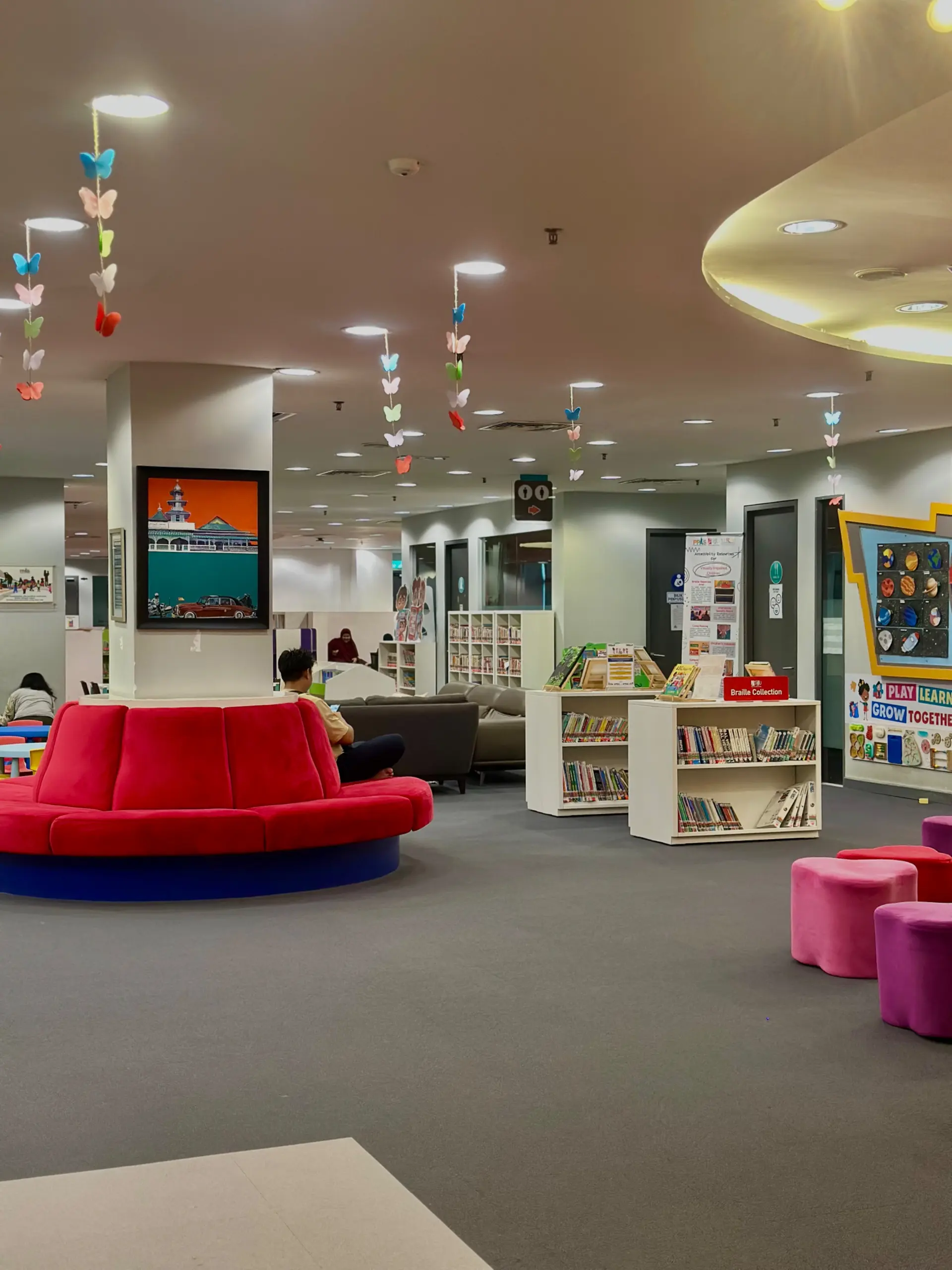 Perpustakaan Tun Raja Uda - Educational Site in Shah Alam