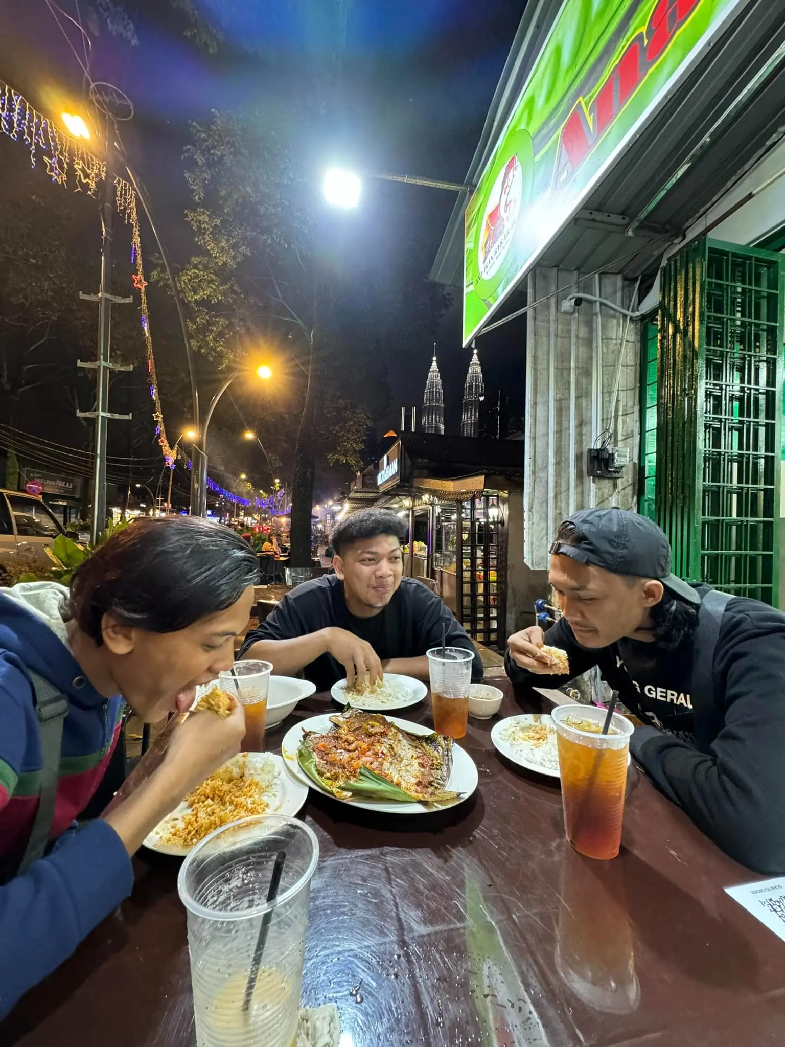 Ana Ikan Bakar Petai