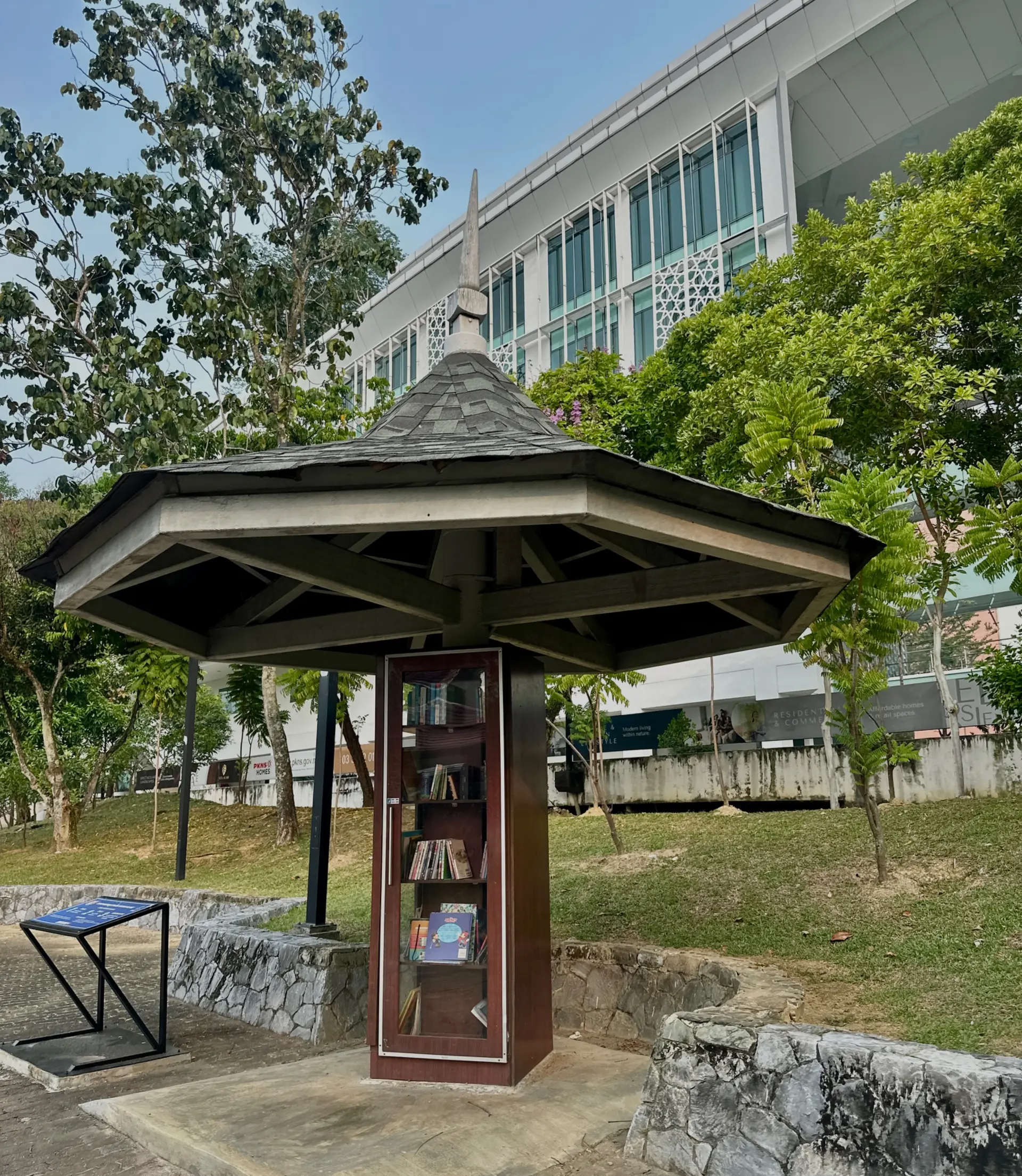 Taman Tasik Shah Alam - Garden & Park in Shah Alam