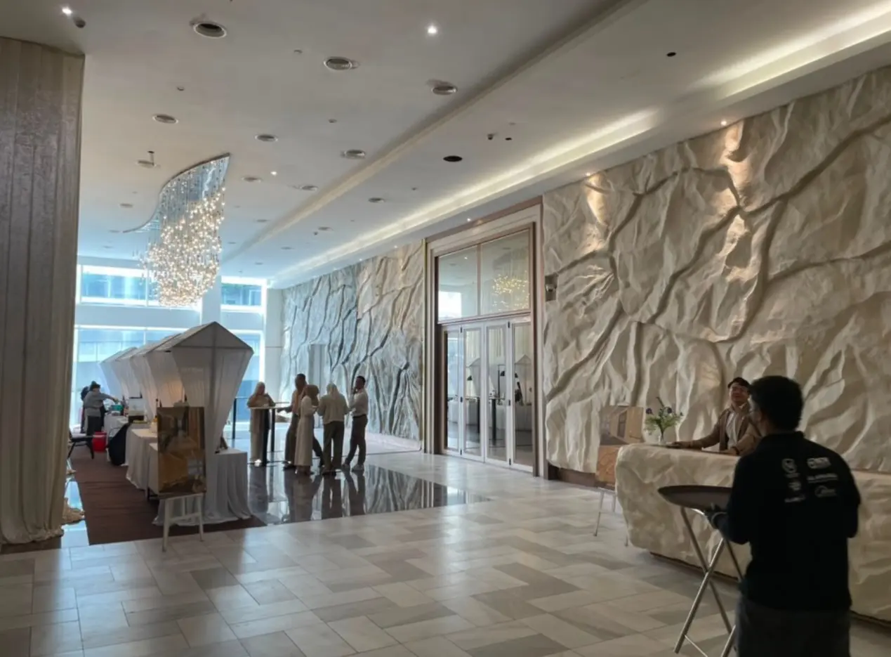 Evolve Concept Mall photo 2