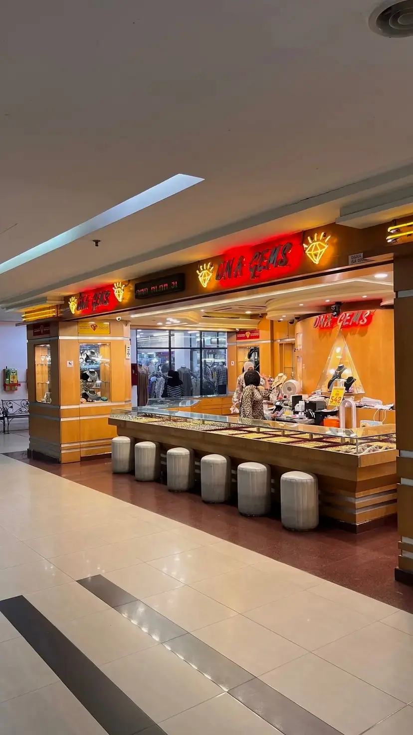 Kompleks PKNS - Shopping & Market in Shah Alam