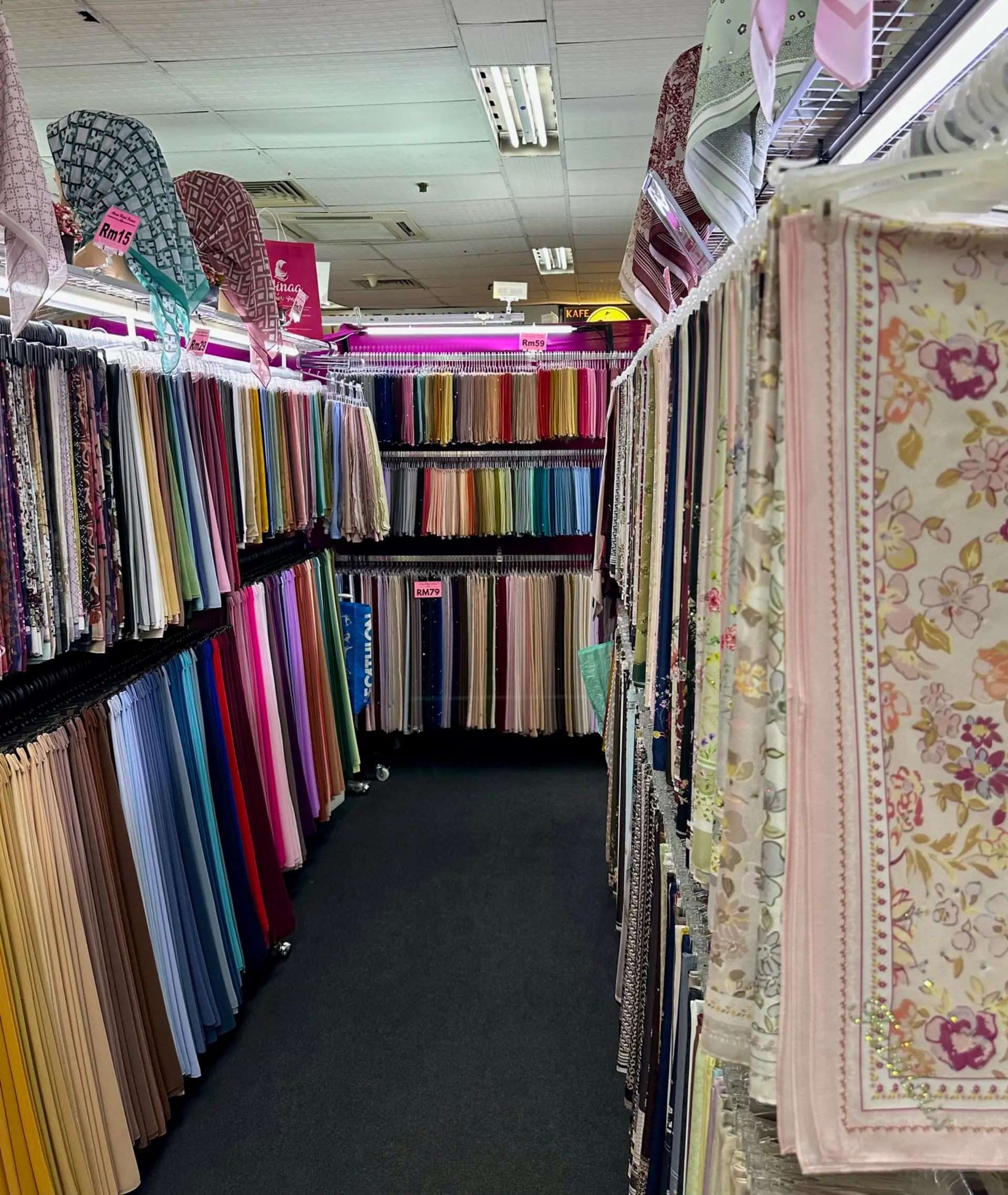 Kompleks PKNS - Shopping & Market in Shah Alam